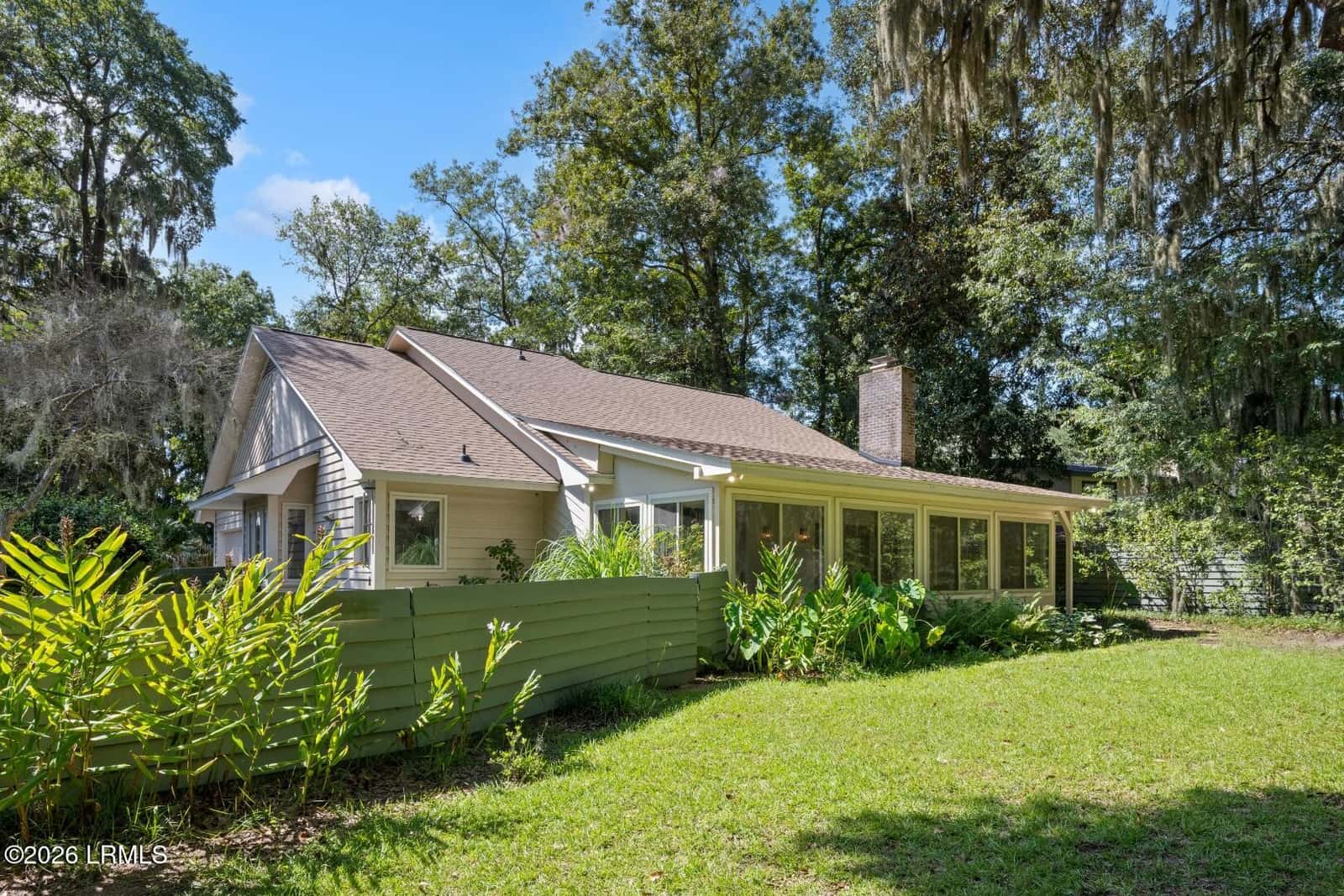 31 Chesterfield Lake Drive, Beaufort, SC 29906 — photo 35 of 43