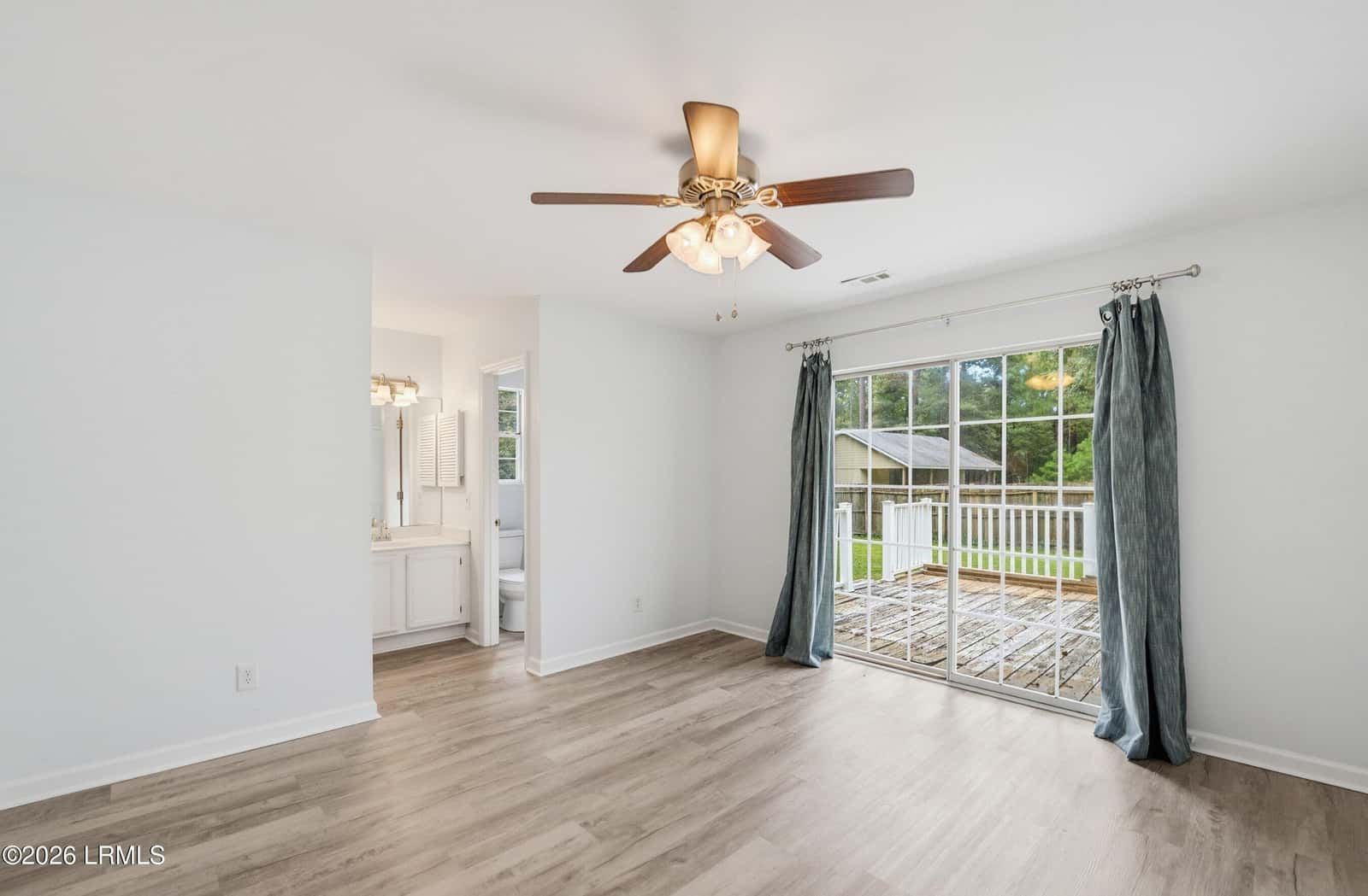 14 Robin Way, Beaufort, SC 29907 — photo 12 of 23