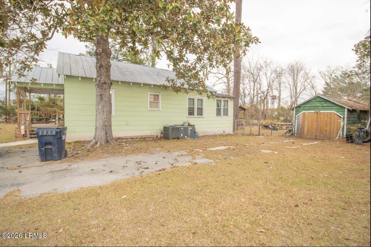 111 Hoover Street S, Hampton, SC 29924 — photo 4 of 27