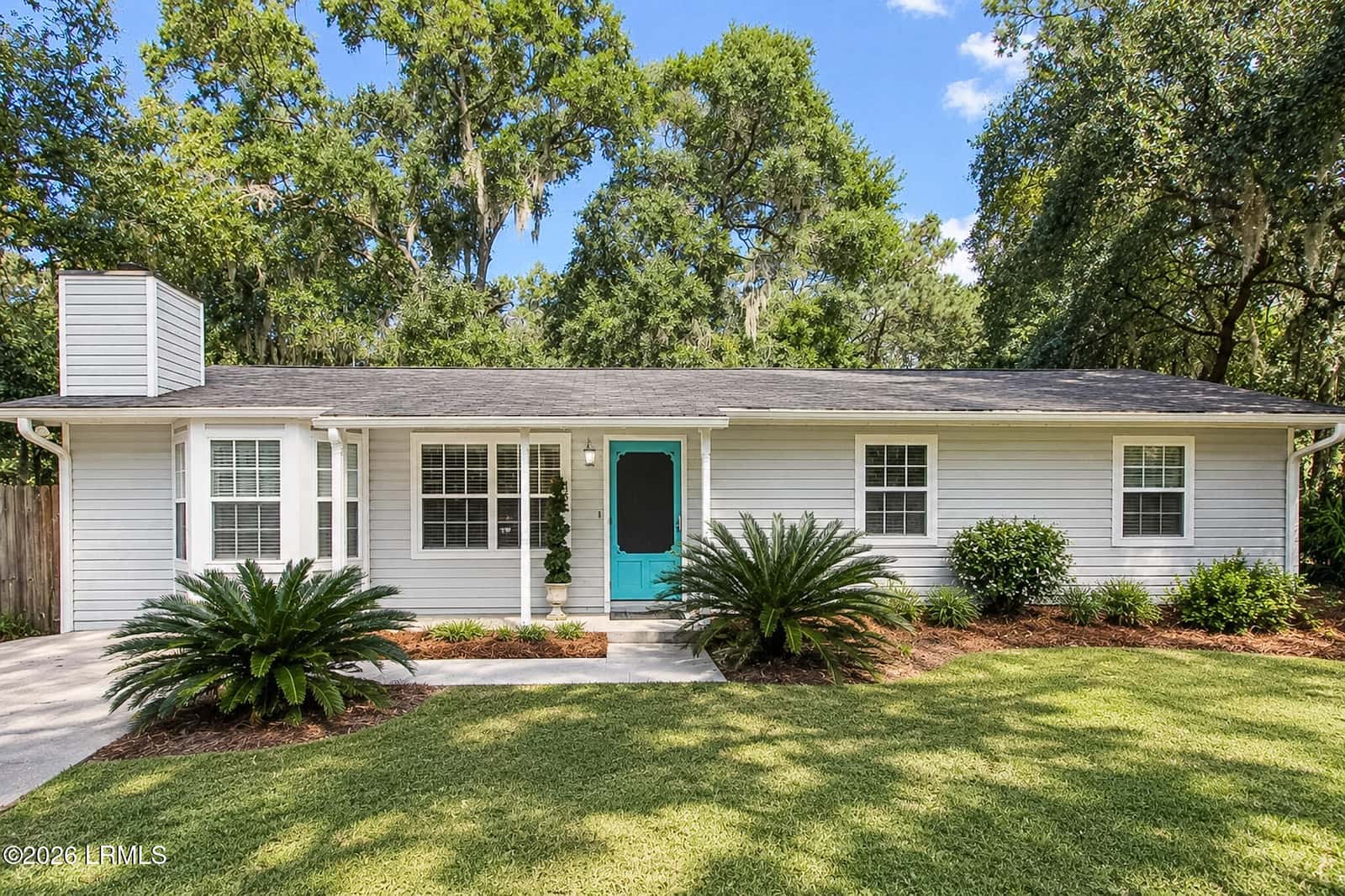15 Bent Oak Road, Beaufort, SC 29907 — photo 1 of 22