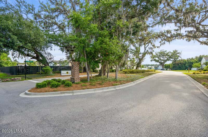 9 Harbison Place, Beaufort, SC 29906 — photo 39 of 40
