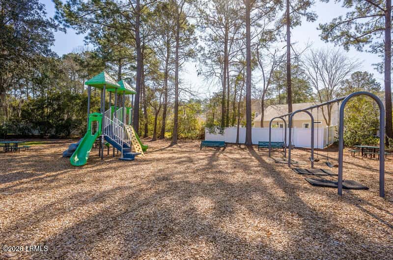 9 Harbison Place, Beaufort, SC 29906 — photo 37 of 40