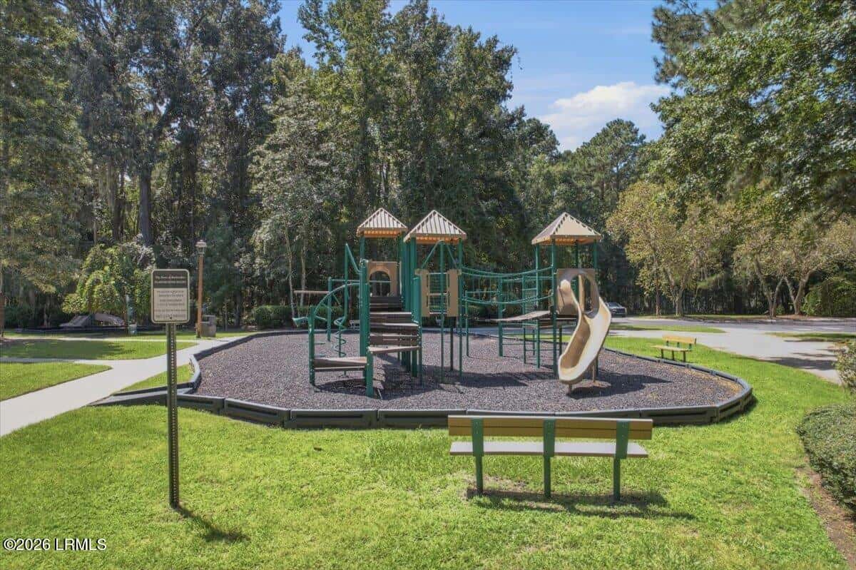 388 Gardners Circle, Bluffton, SC 29910 — photo 36 of 38
