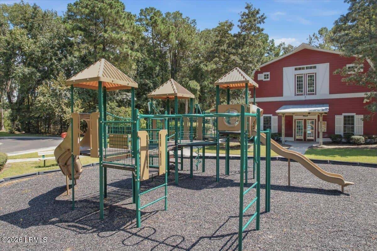 388 Gardners Circle, Bluffton, SC 29910 — photo 37 of 38