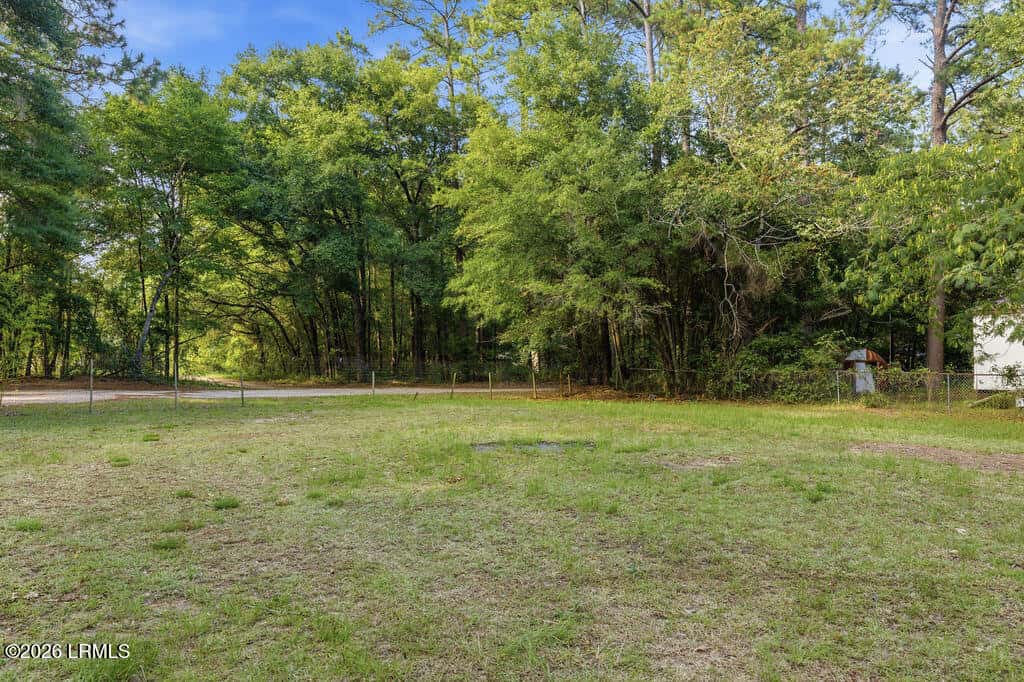 24 Sandstone Circle, Beaufort, SC 29906 — photo 8 of 8