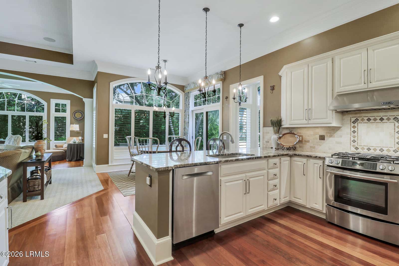21 Ribaut Drive, Hilton Head Island, SC 29926 — photo 16 of 72
