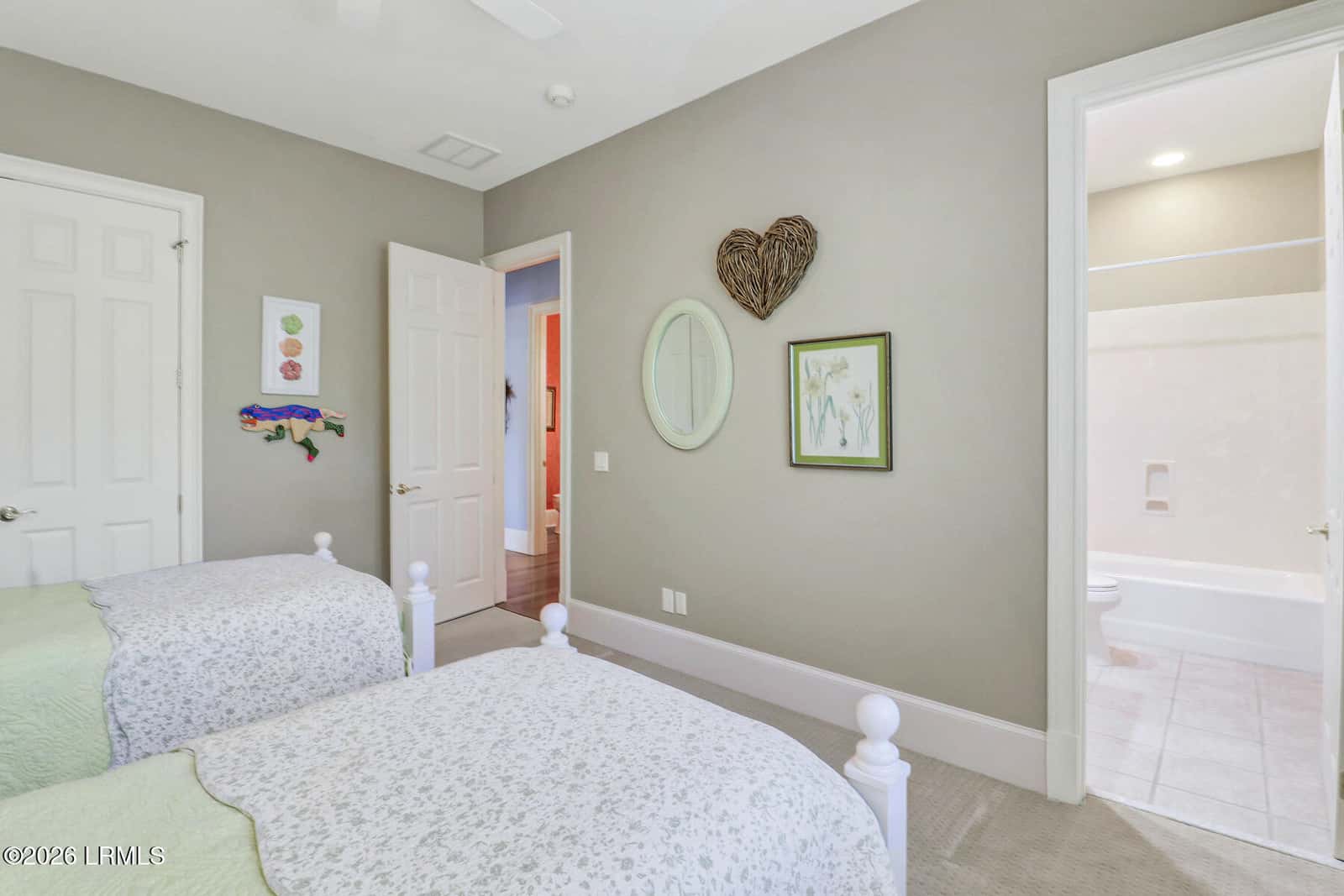 21 Ribaut Drive, Hilton Head Island, SC 29926 — photo 33 of 72