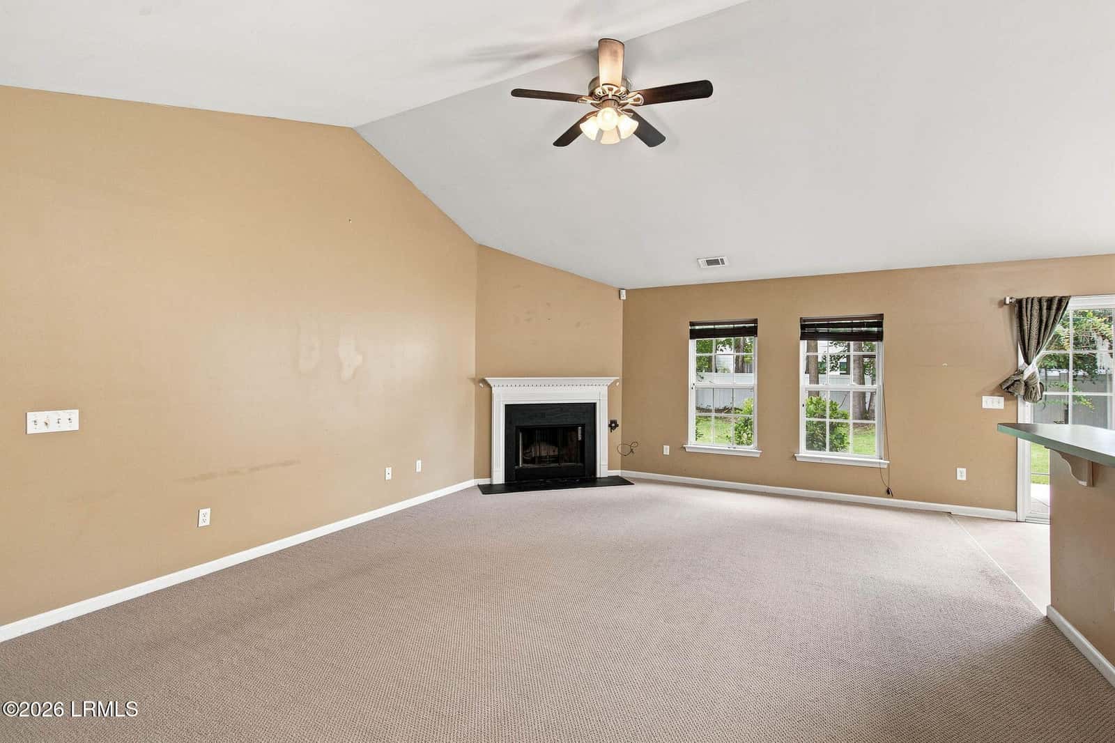 17 Harbison Place, Beaufort, SC 29906 — photo 9 of 43