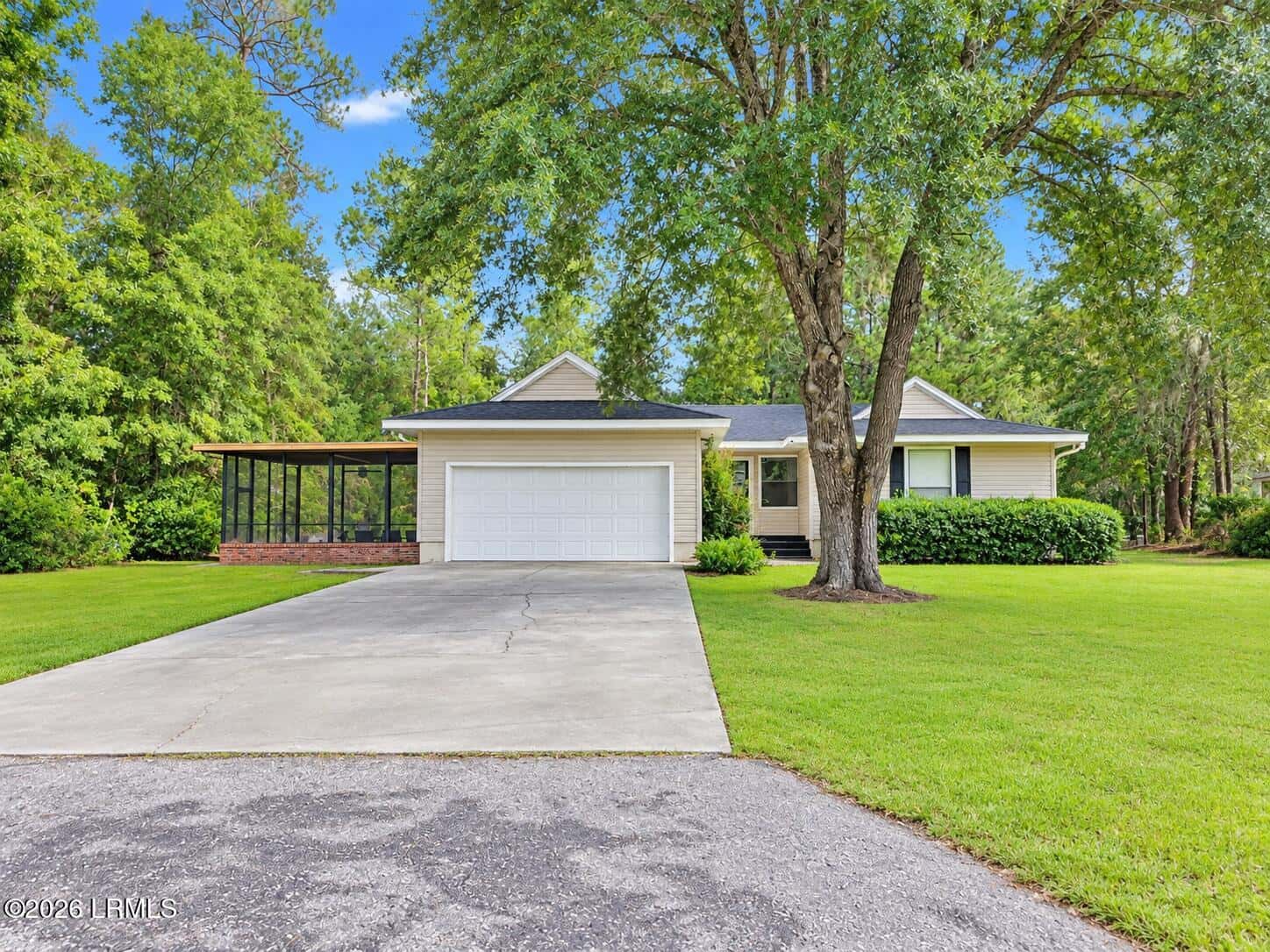 212 Glendale Street, Hampton, SC 29924 — photo 1 of 45
