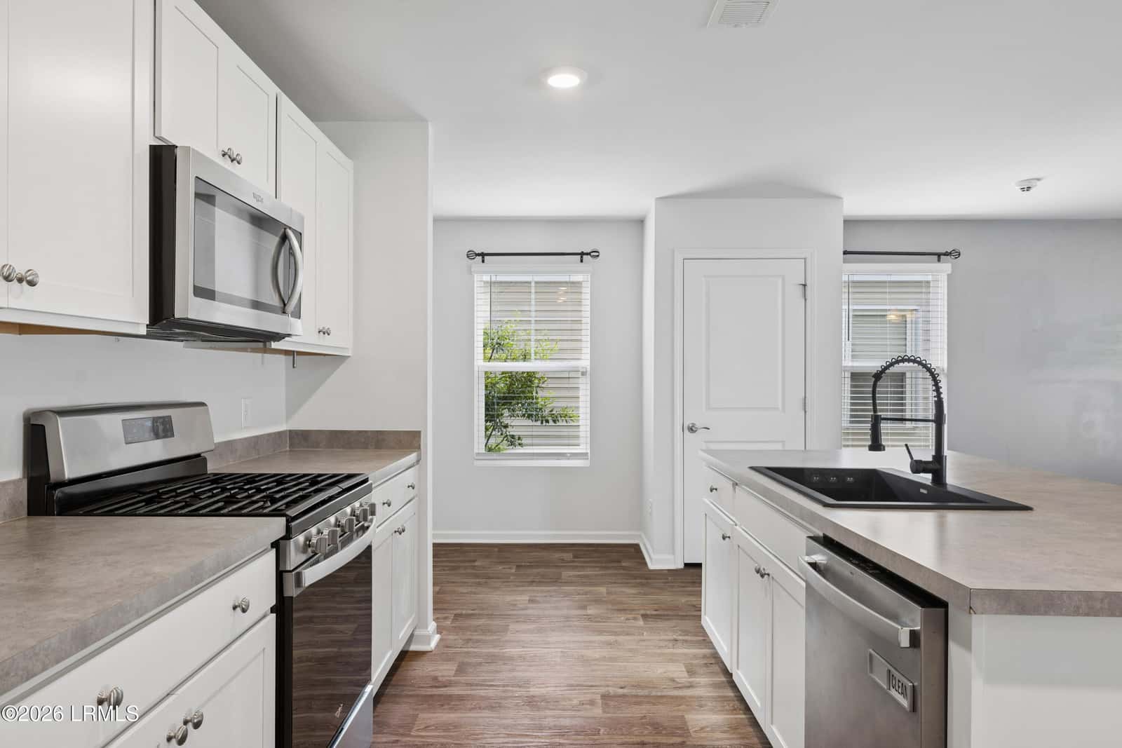 147 Auditorium Road, Bluffton, SC 29909 — photo 10 of 50