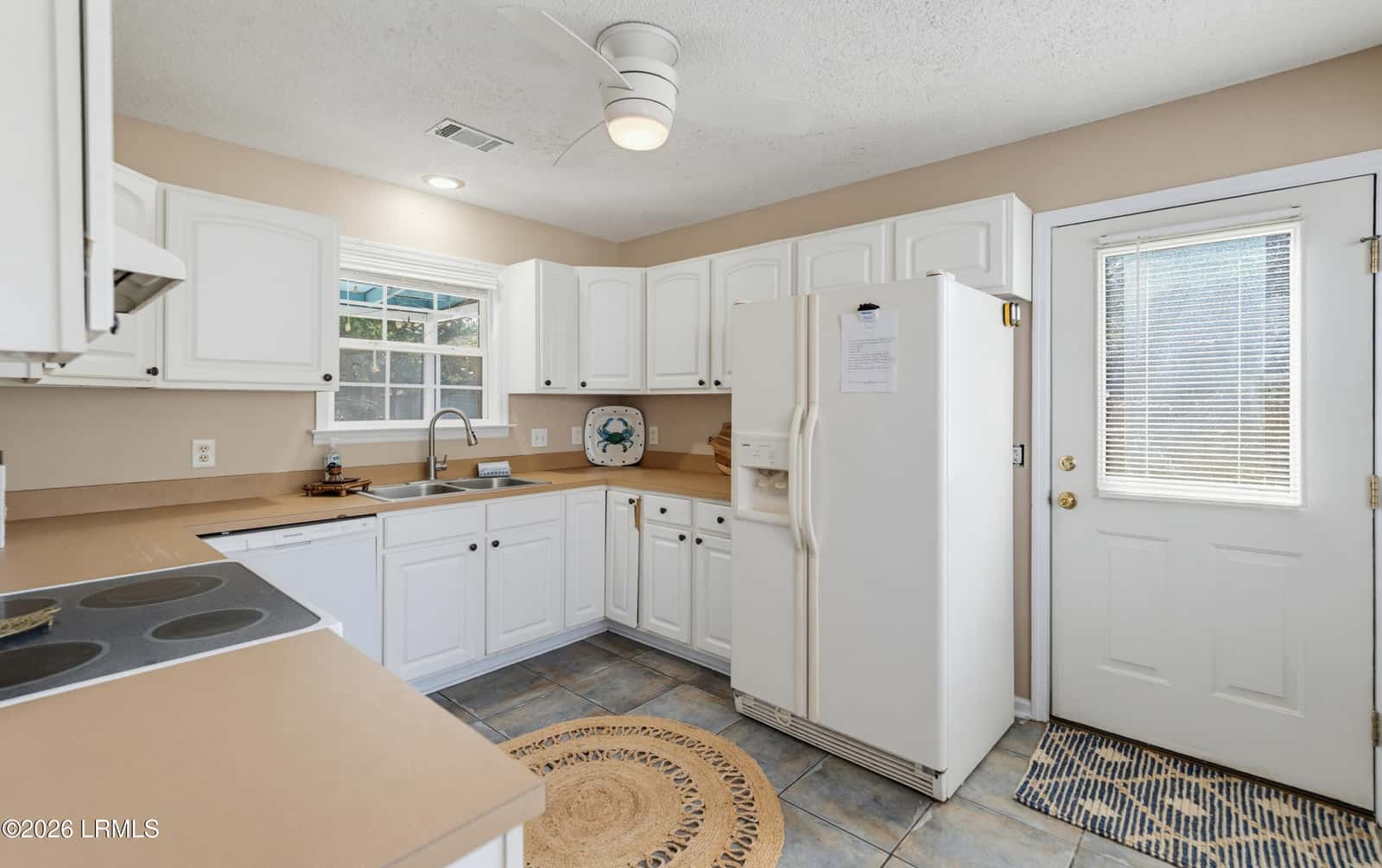 8 Shiney Leaf Court, Beaufort, SC 29907 — photo 10 of 27
