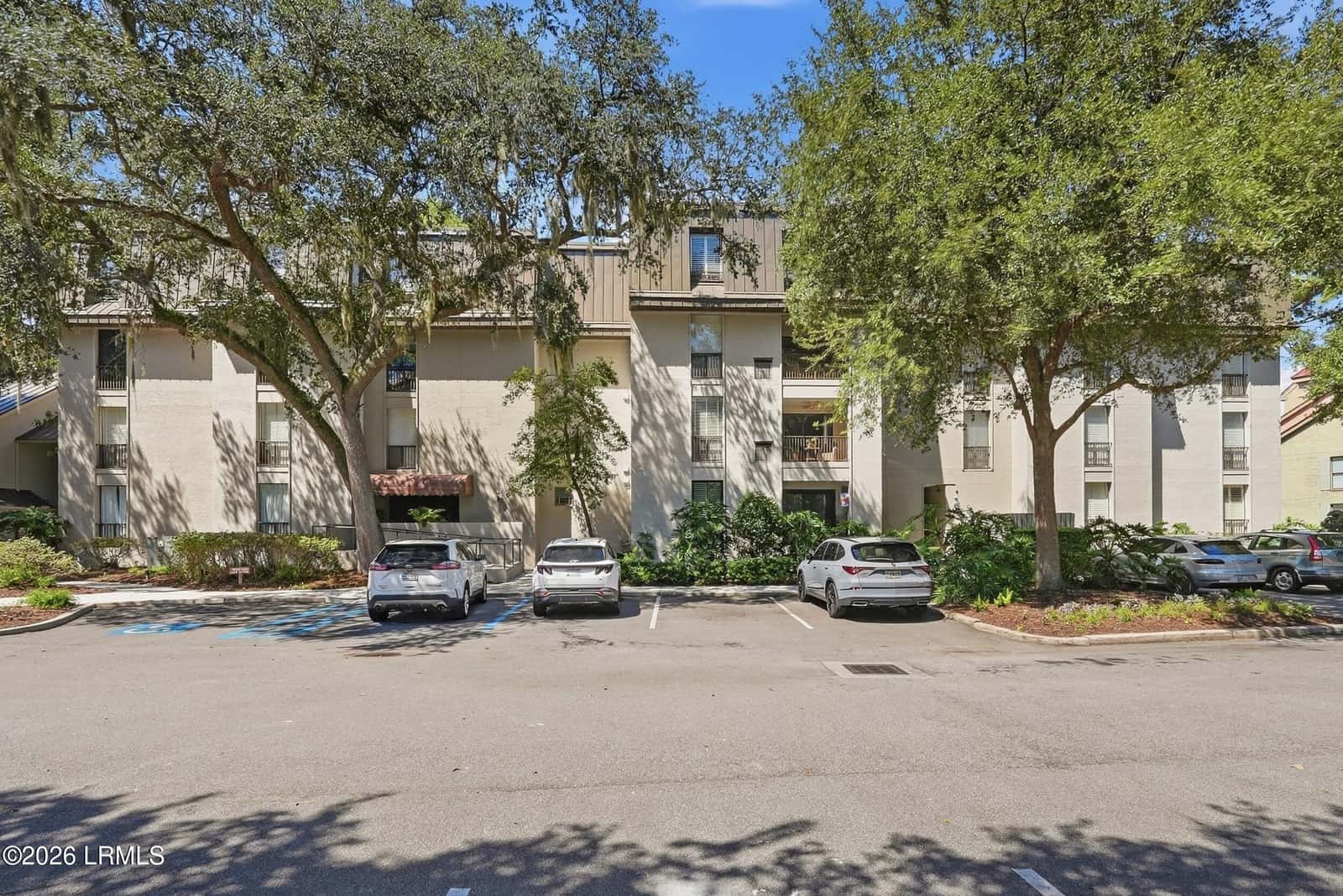 18 Lighthouse Lane 1043, Hilton Head Island, SC 29928 — photo 6 of 66