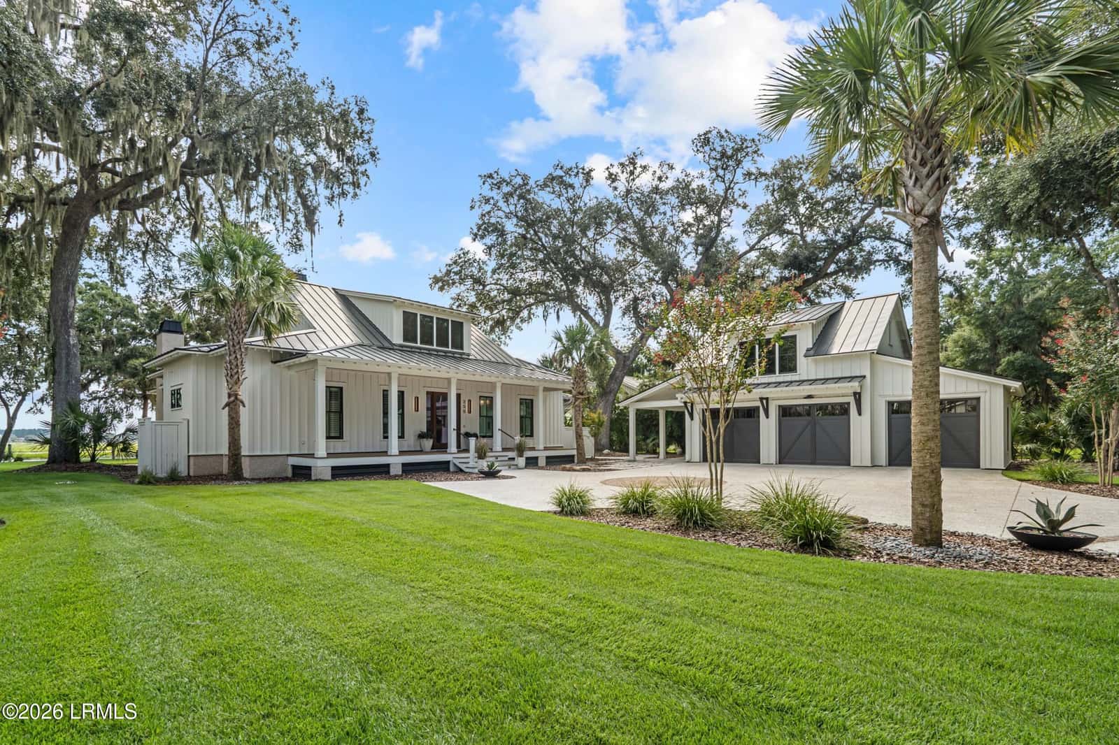 250 Distant Island Drive, Beaufort, SC 29907 — photo 3 of 79