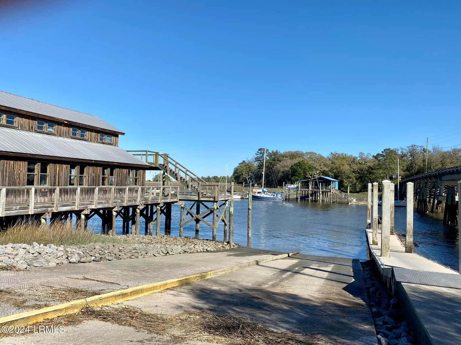 31 Honeysuckle Lane, Beaufort, SC 29907 — photo 12 of 13