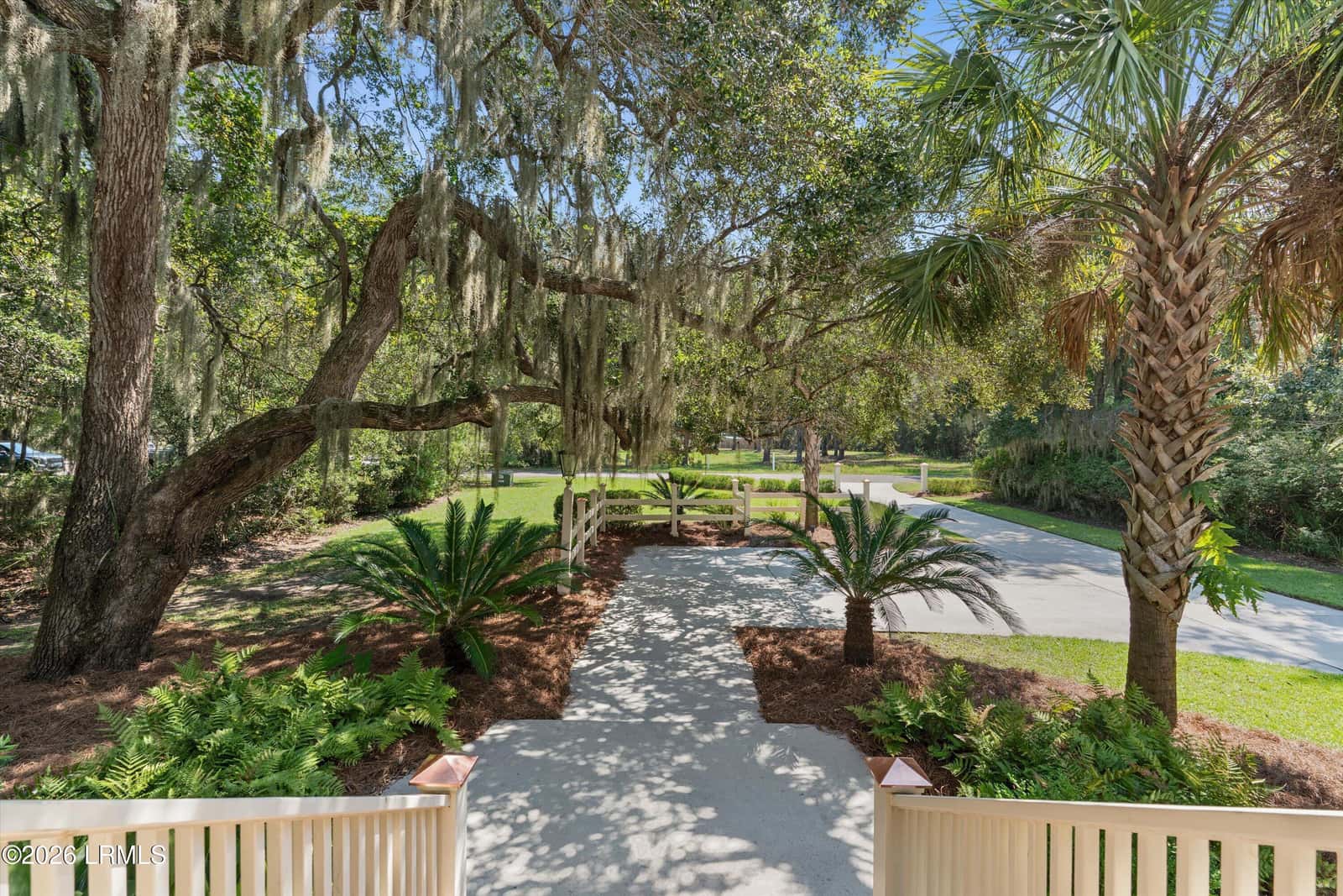 29 Fort Fremont Court N, St. Helena Island, SC 29920 — photo 4 of 49