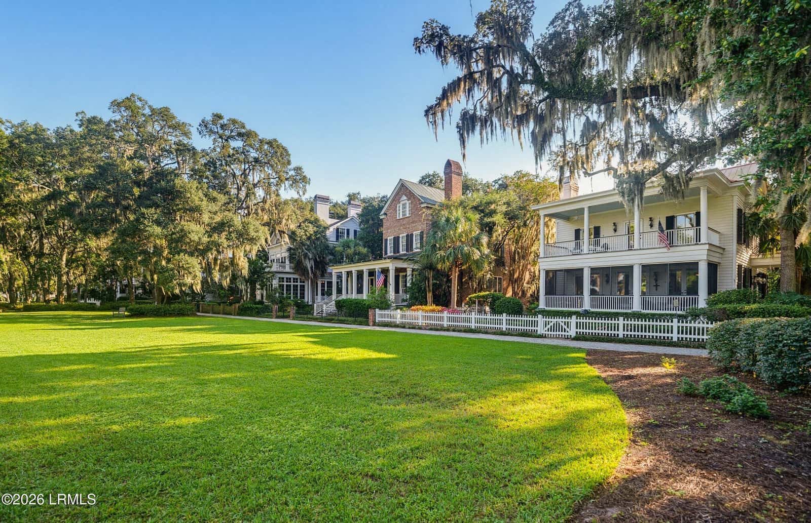 1 Waterside Drive, Beaufort, SC 29907 — photo 7 of 100