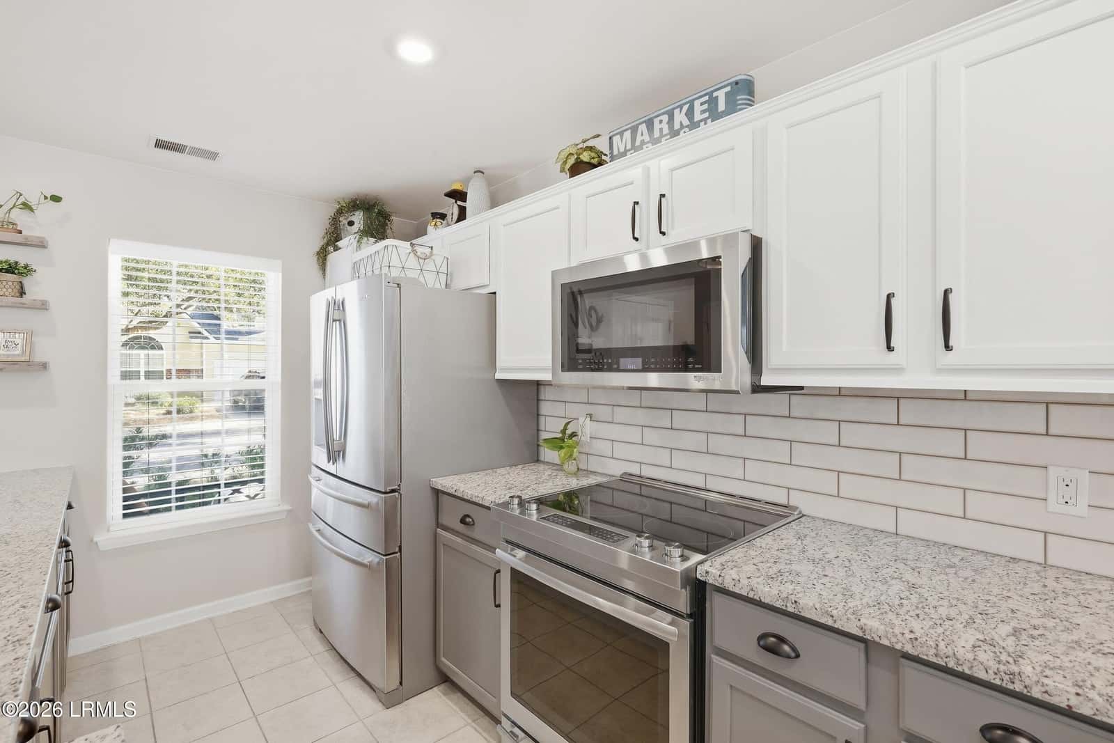 402 East Avenue, Bluffton, SC 29910 — photo 12 of 34