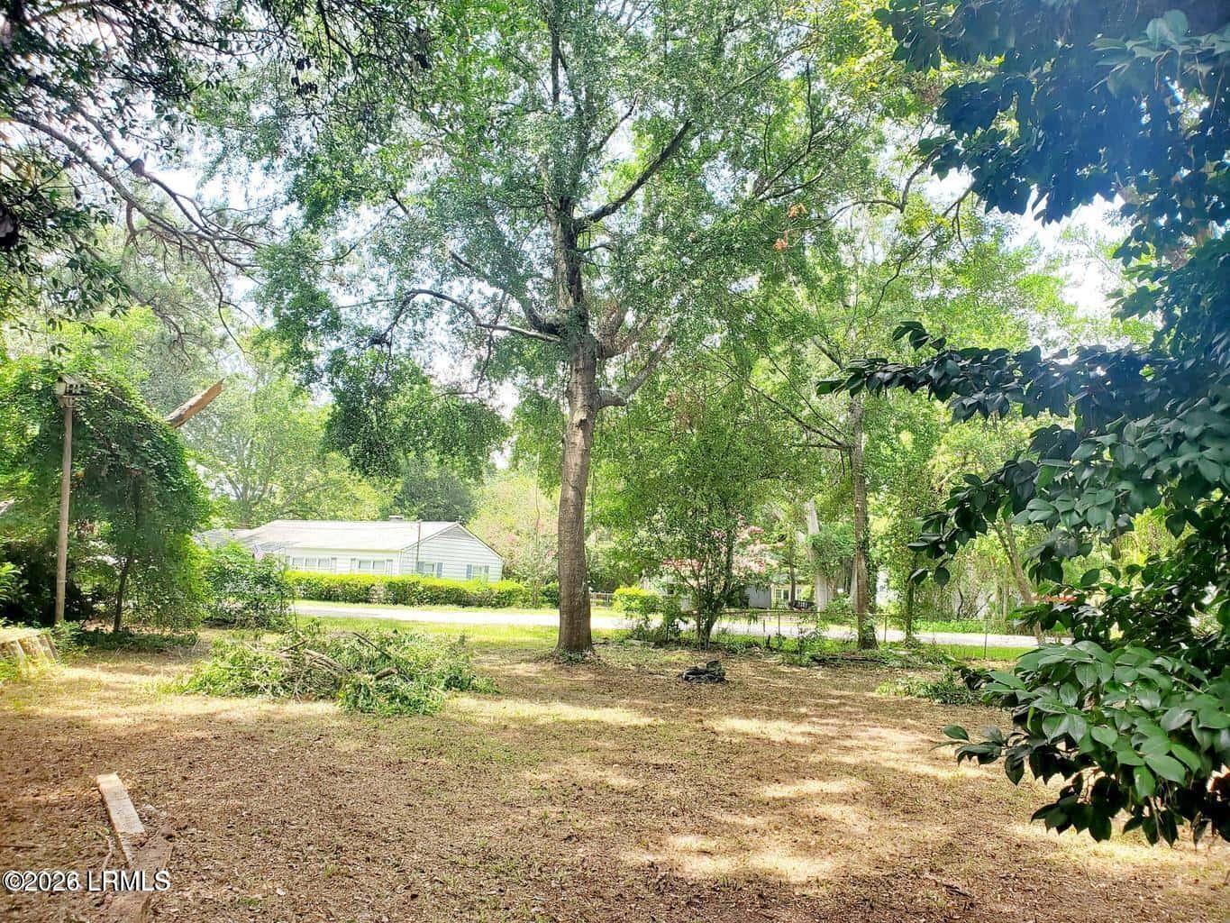 2698 Jones Avenue, Beaufort, SC 29902 — photo 6 of 14
