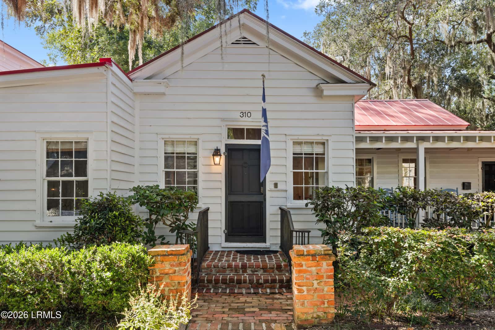310 Hancock Street, Beaufort, SC 29902 — photo 3 of 46