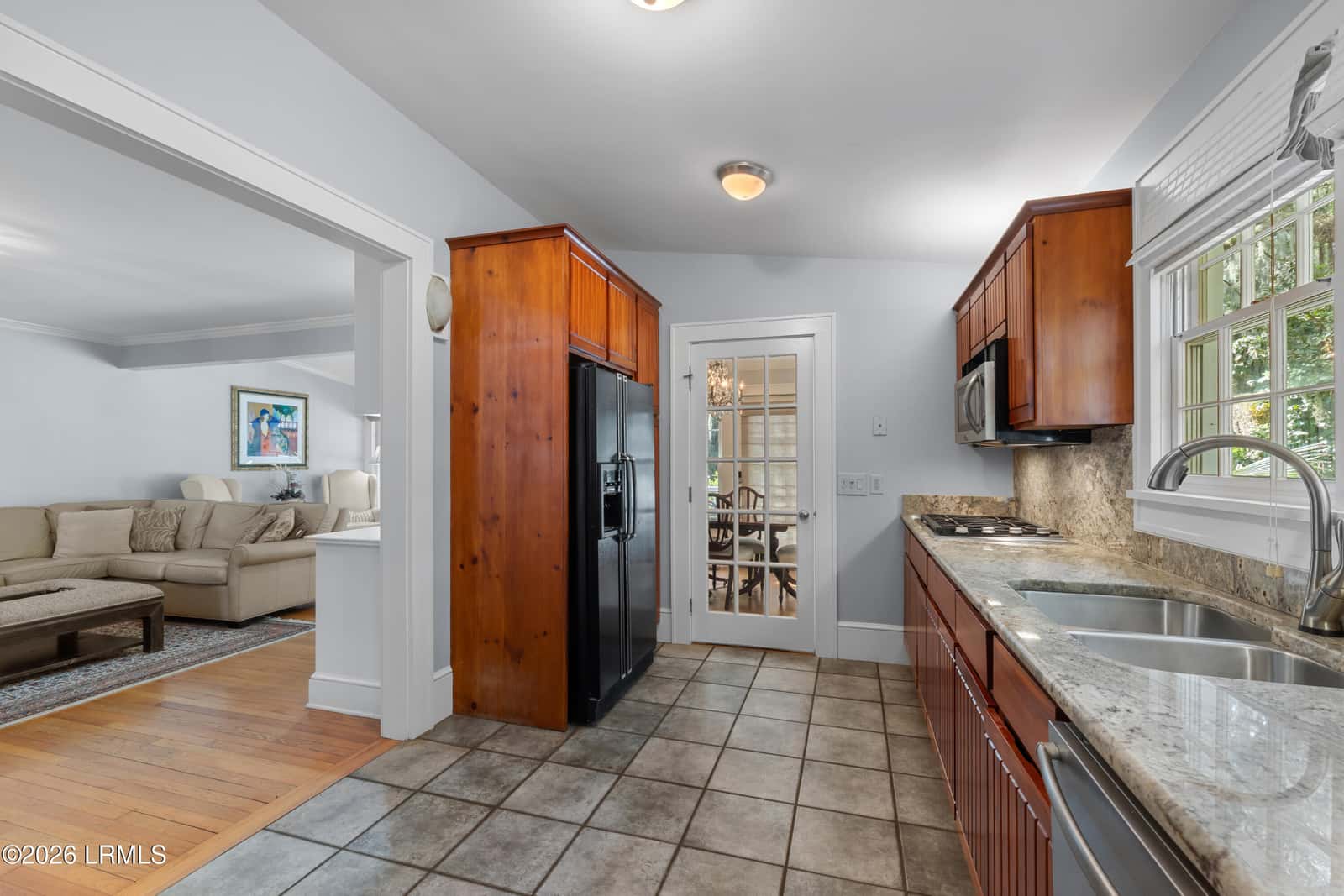 310 Hancock Street, Beaufort, SC 29902 — photo 11 of 46