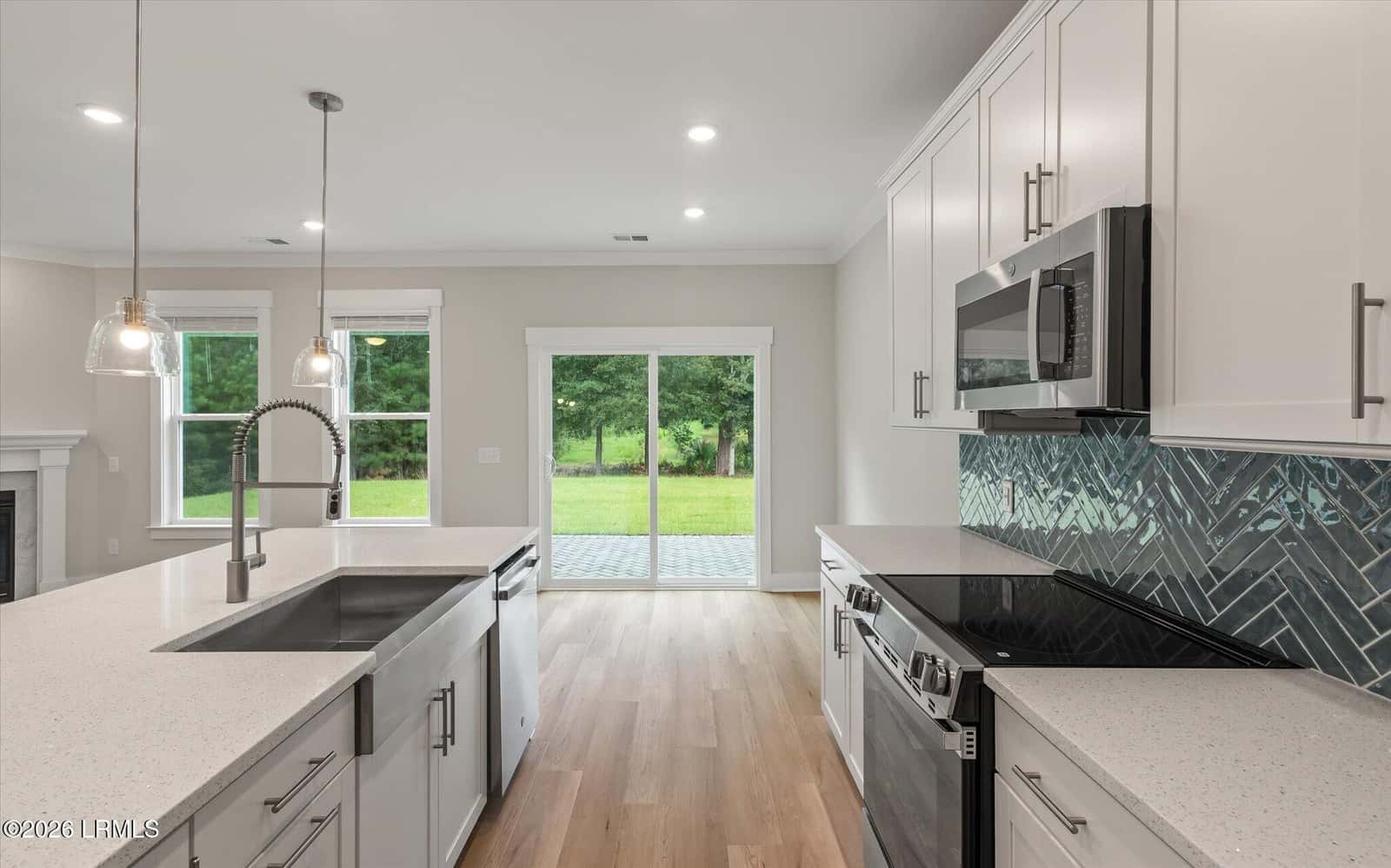 27 Fairfield Road, Beaufort, SC 29907 — photo 15 of 38