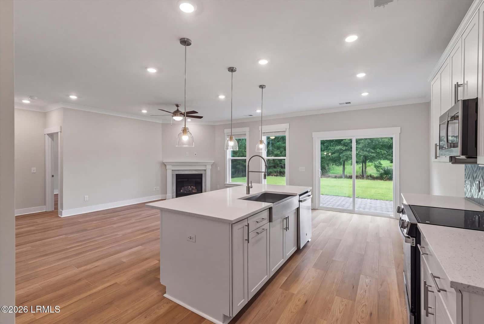 27 Fairfield Road, Beaufort, SC 29907 — photo 16 of 38