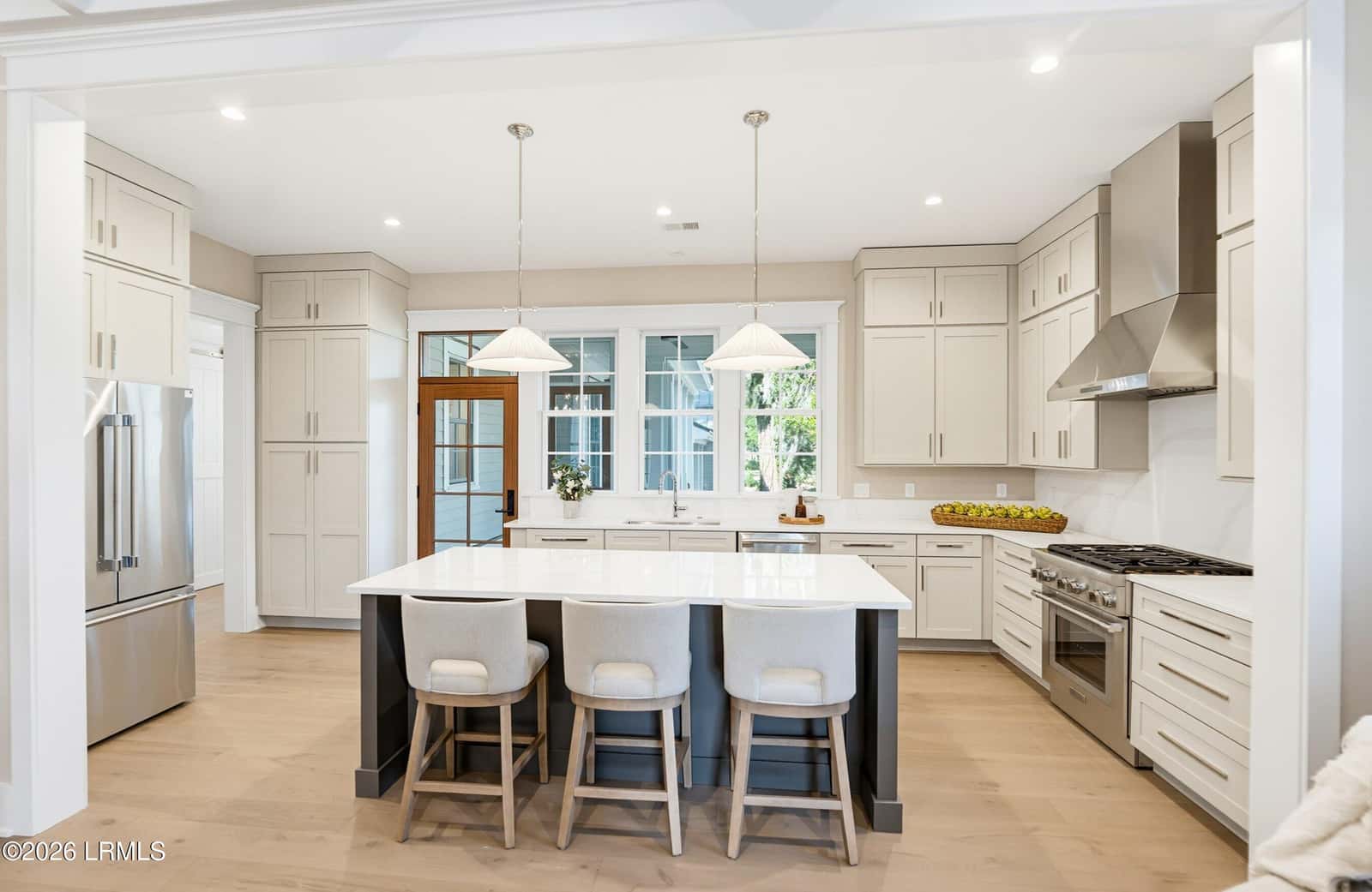 6 Meridian Road, Beaufort, SC 29907 — photo 11 of 45