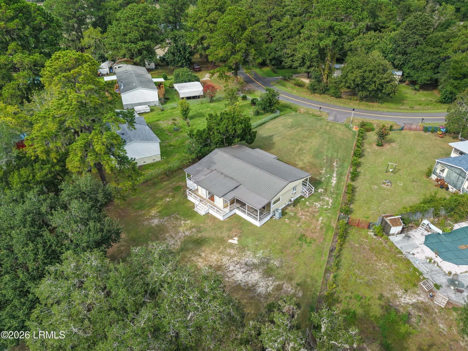 1724 Jasperstone Circle, Beaufort, SC 29906 — photo 7 of 42