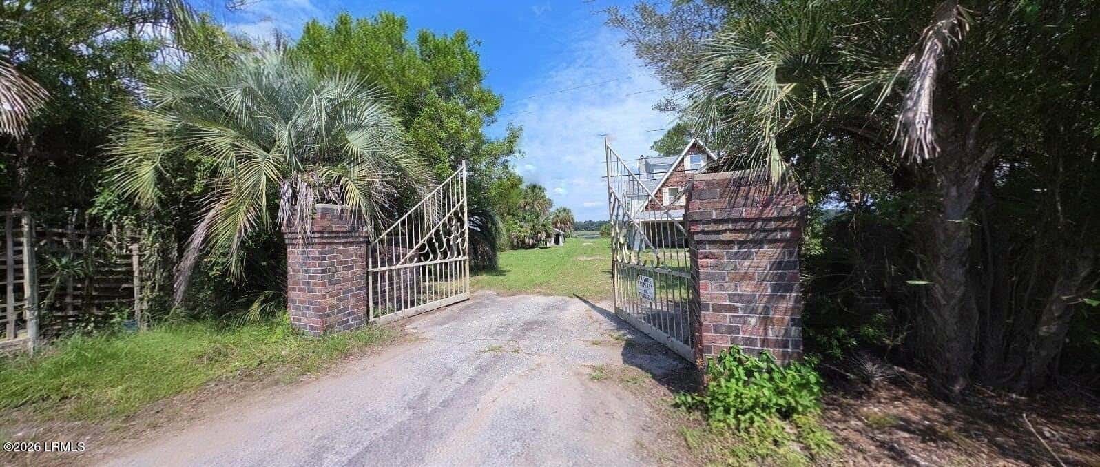2507 Trask Parkway, Beaufort, SC 29906 — photo 4 of 37