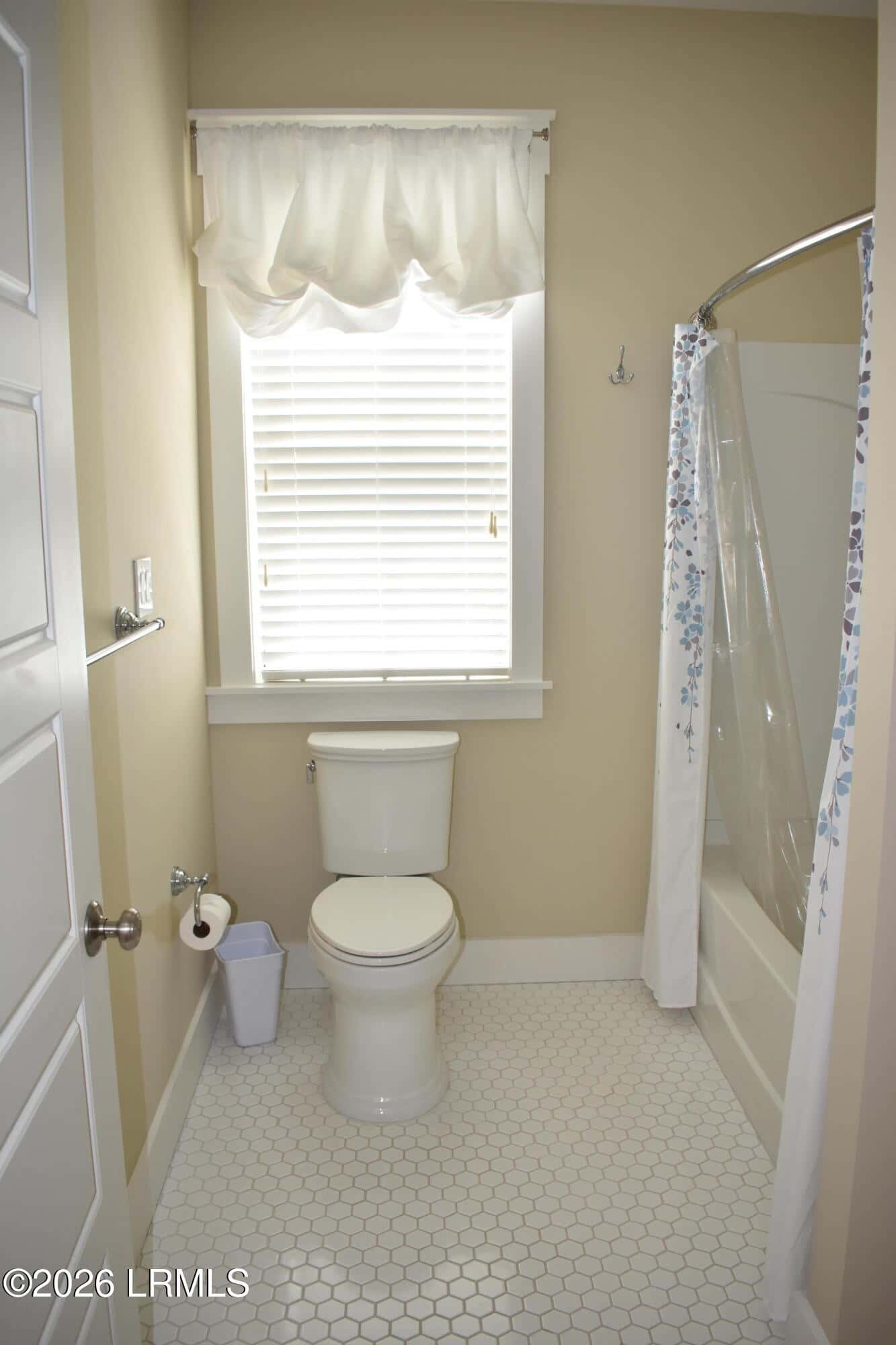 8 Hayek Street B, Beaufort, SC 29907 — photo 11 of 27