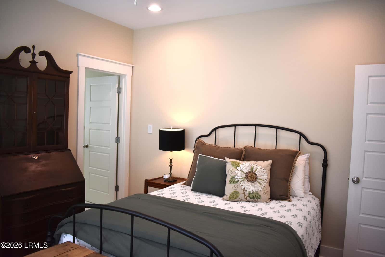8 Hayek Street B, Beaufort, SC 29907 — photo 13 of 27