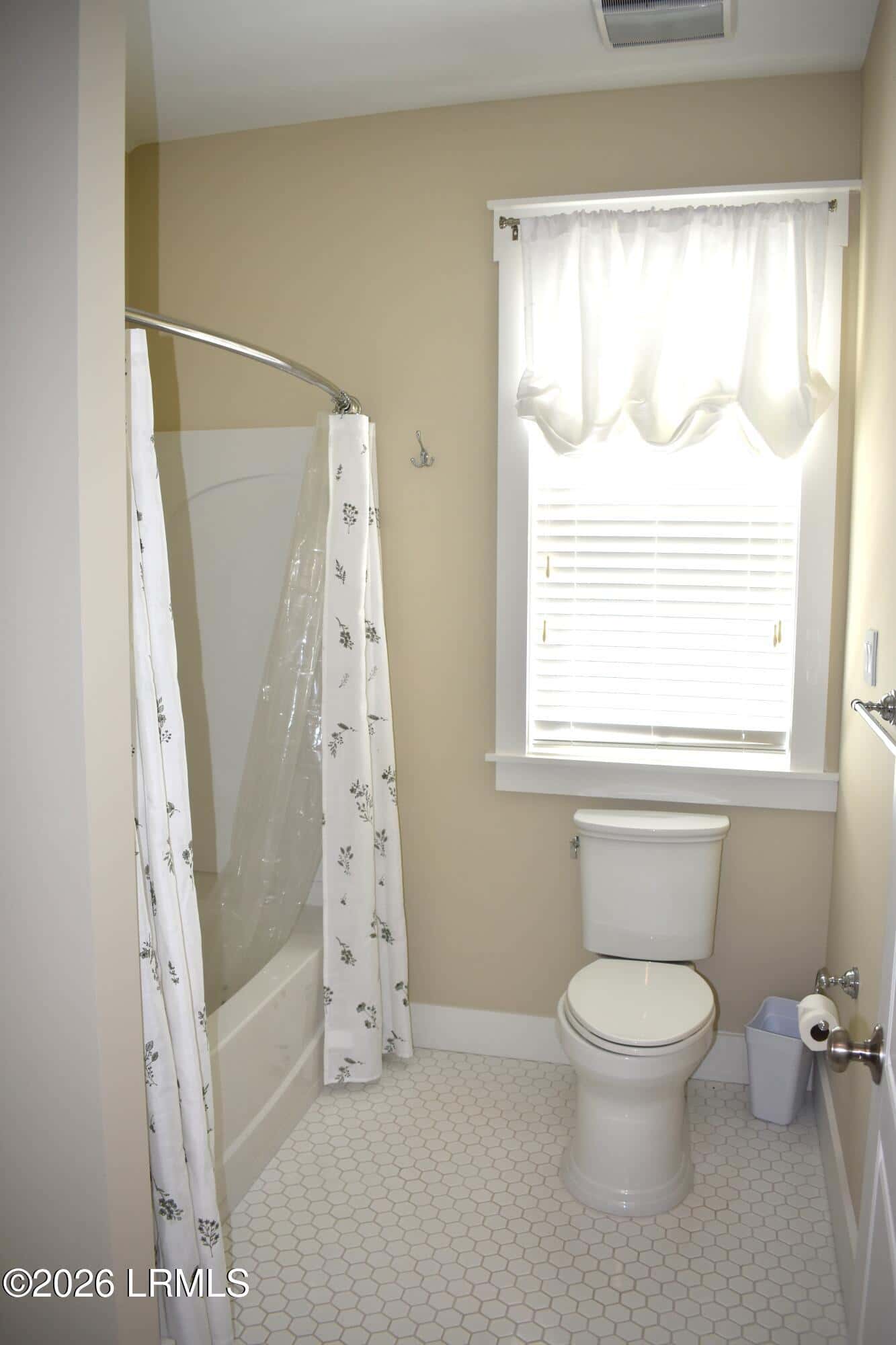 8 Hayek Street B, Beaufort, SC 29907 — photo 14 of 27