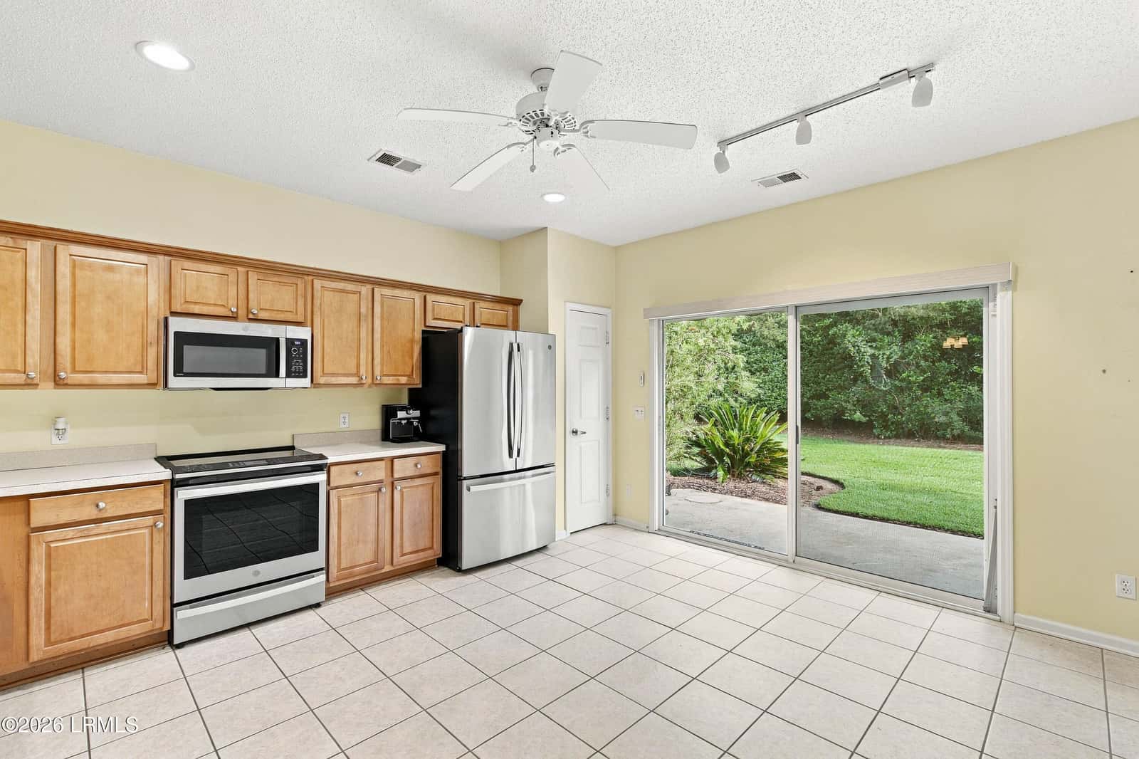 147 Landing Lane, Bluffton, SC 29909 — photo 7 of 23