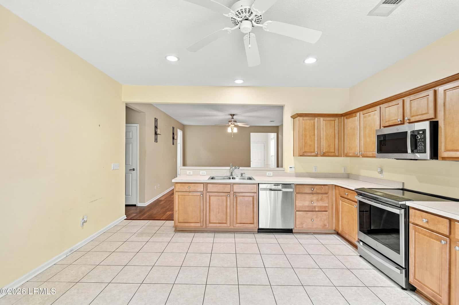 147 Landing Lane, Bluffton, SC 29909 — photo 9 of 23