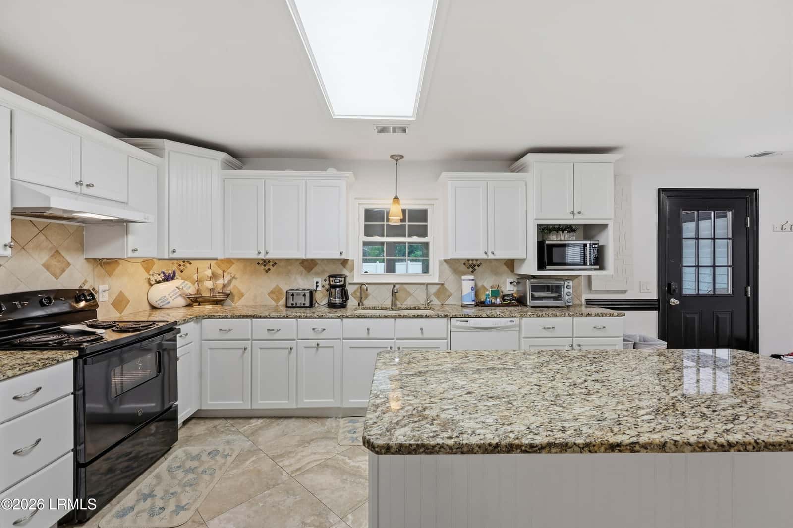 14 Marblehead Road, Hilton Head Island, SC 29926 — photo 12 of 48