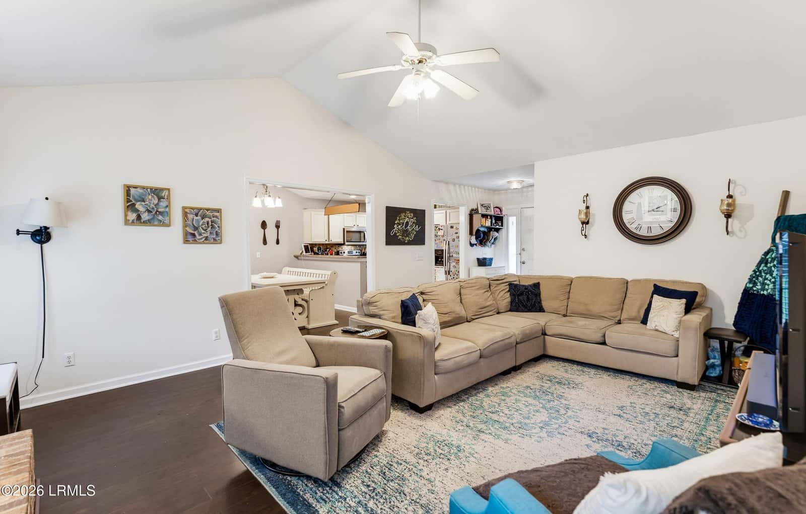 11 Lucerne Avenue, Beaufort, SC 29907 — photo 8 of 40