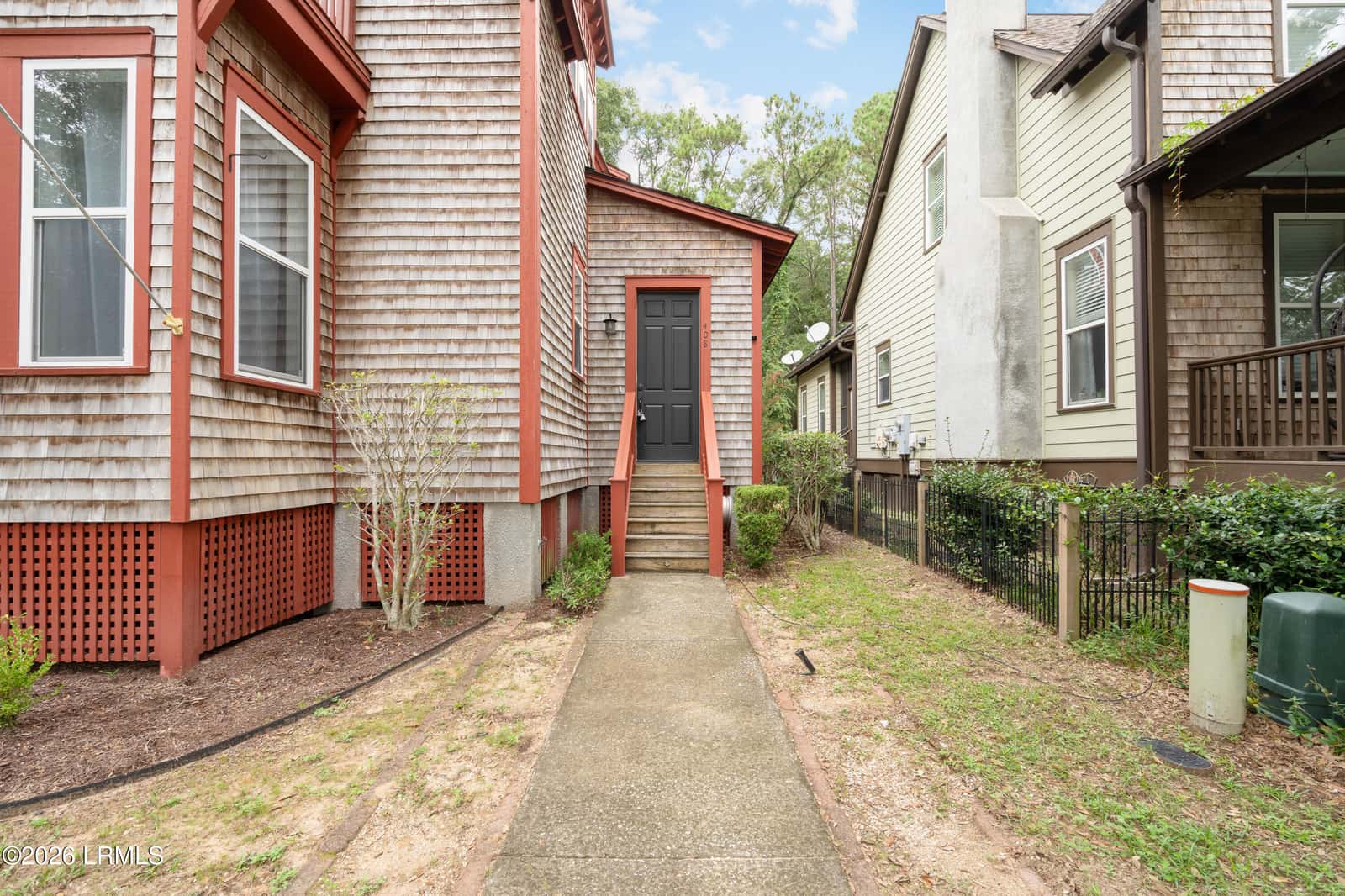 408 Coquinas Lane, Beaufort, SC 29906 — photo 6 of 53