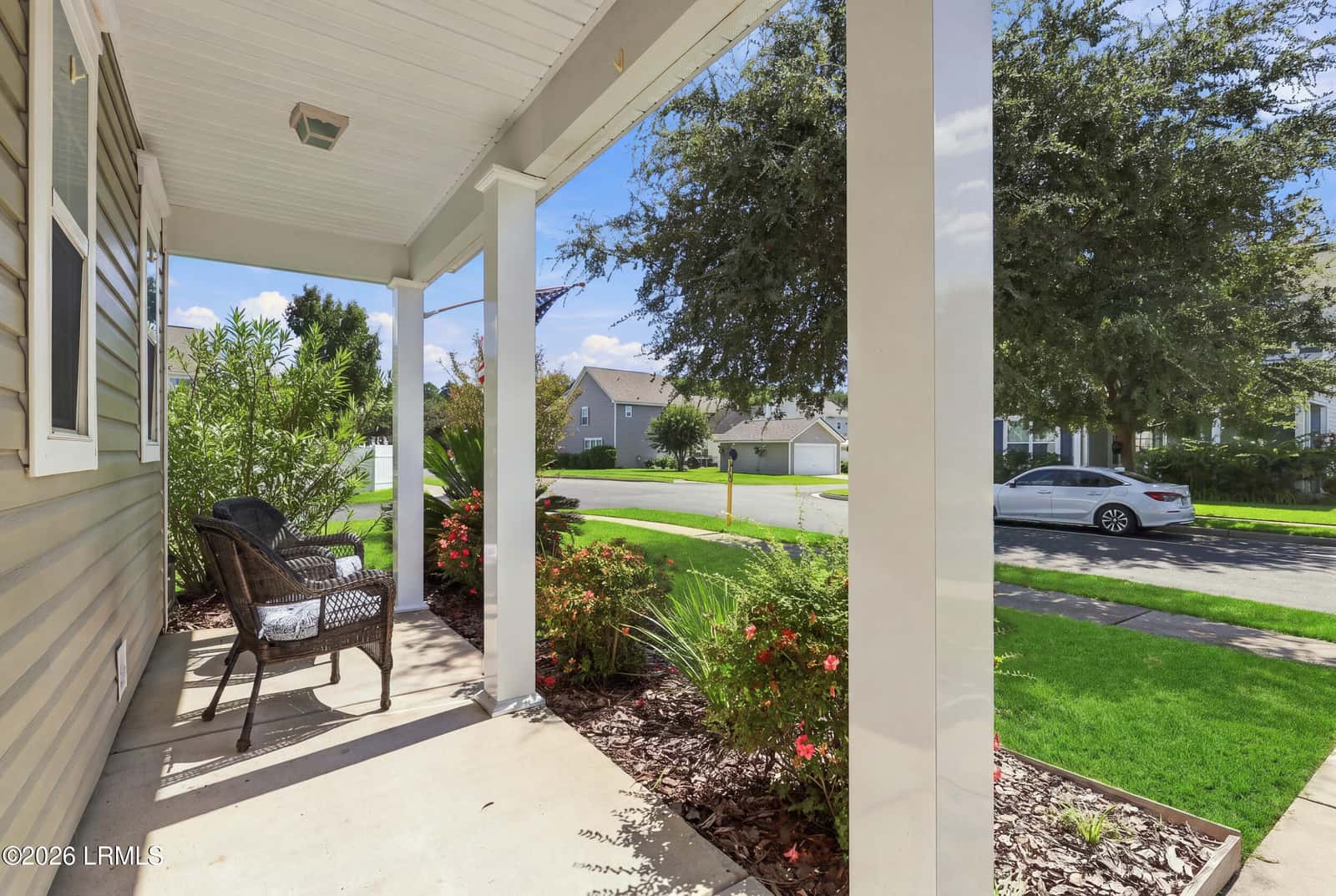 8 7th Avenue, Bluffton, SC 29910 — photo 2 of 39