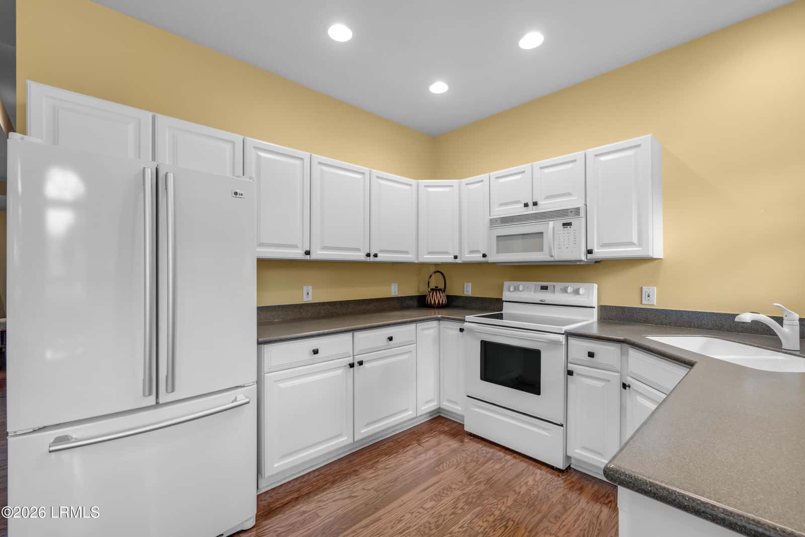 75 S Boone Road, St. Helena Island, SC 29920 — photo 8 of 47