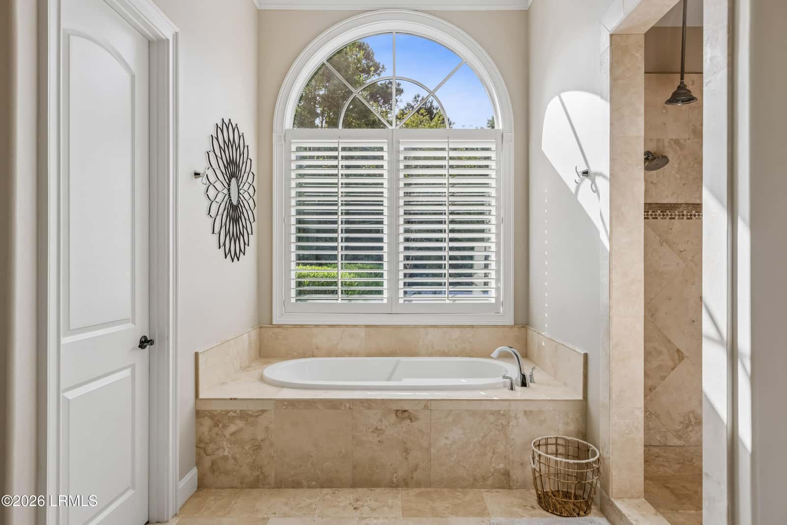 526 Colonial Drive, Hilton Head Island, SC 29926 — photo 15 of 33