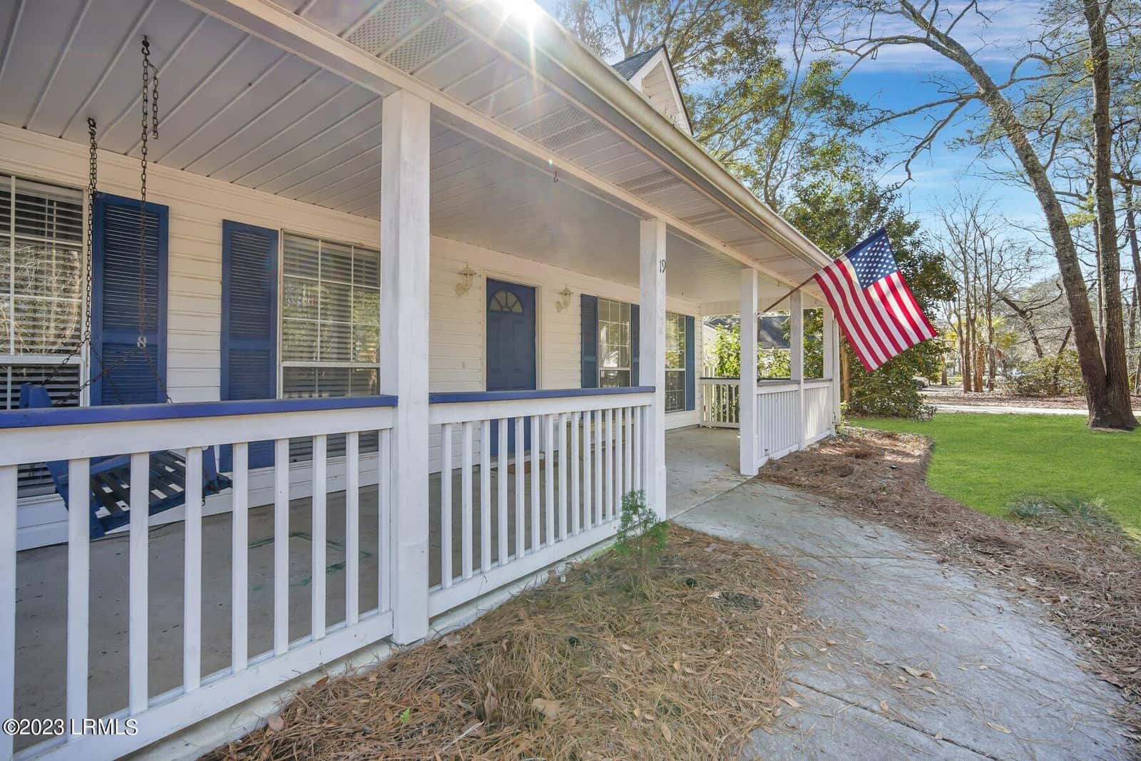19 Le Moyne Drive, Beaufort, SC 29907 — photo 3 of 27