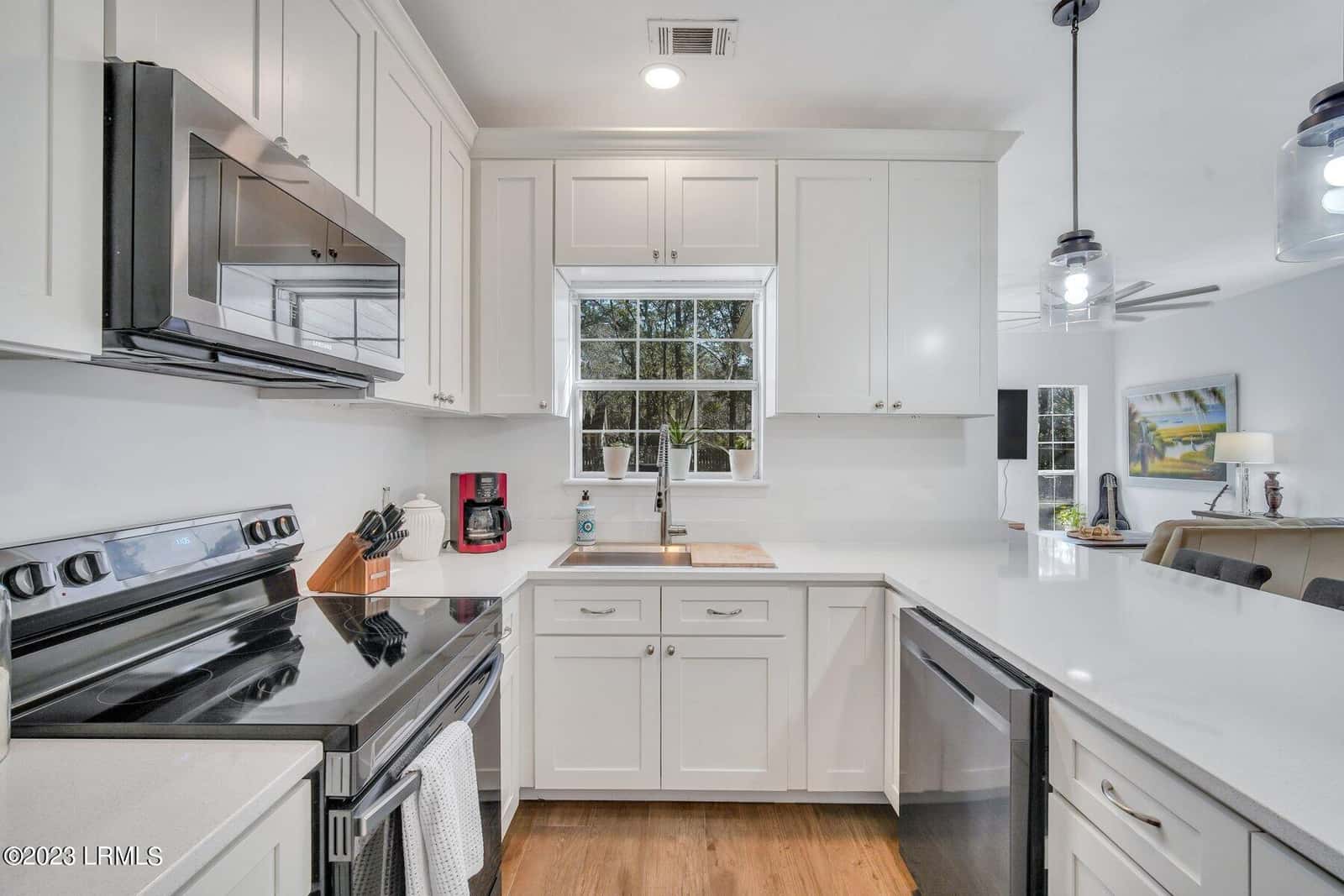 19 Le Moyne Drive, Beaufort, SC 29907 — photo 8 of 27