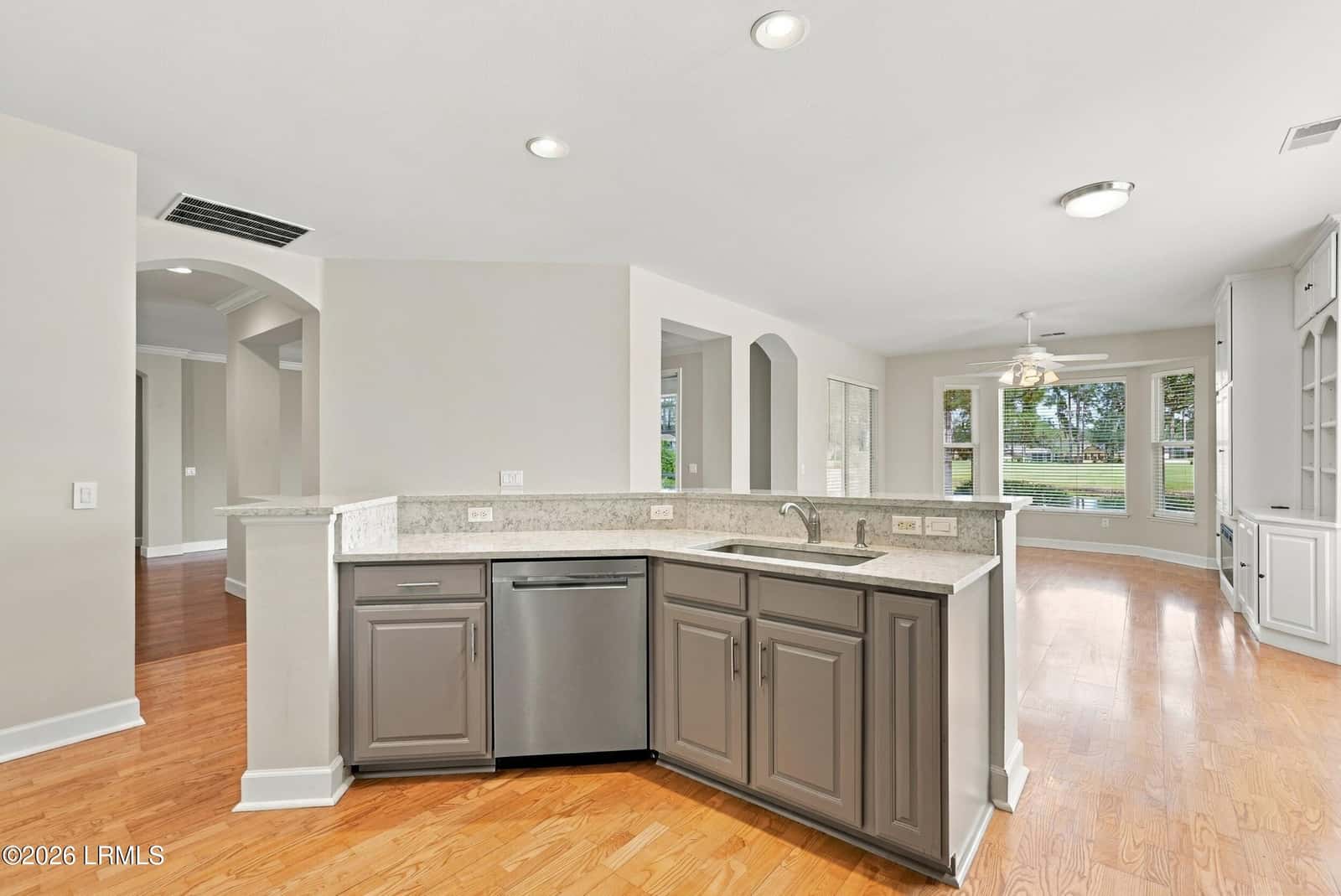 62 Hampton Circle, Bluffton, SC 29909 — photo 13 of 57