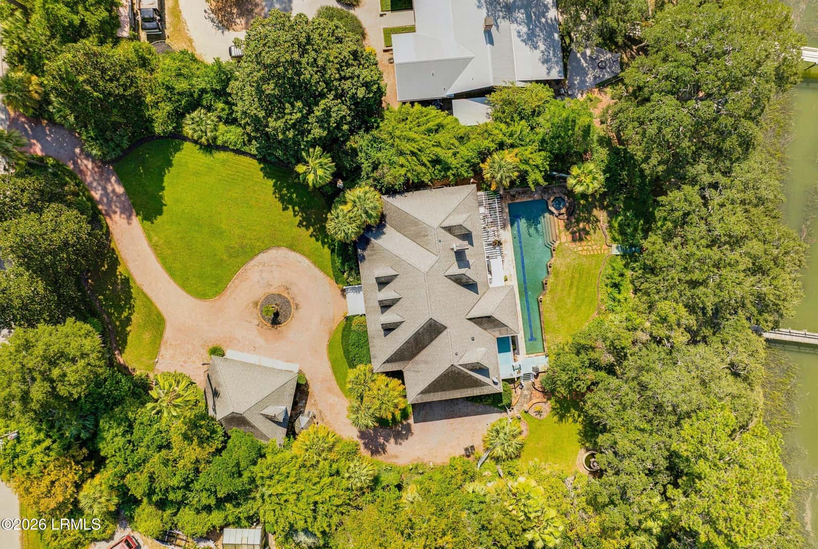 20 Audubon Road, Beaufort, SC 29907 — photo 4 of 74