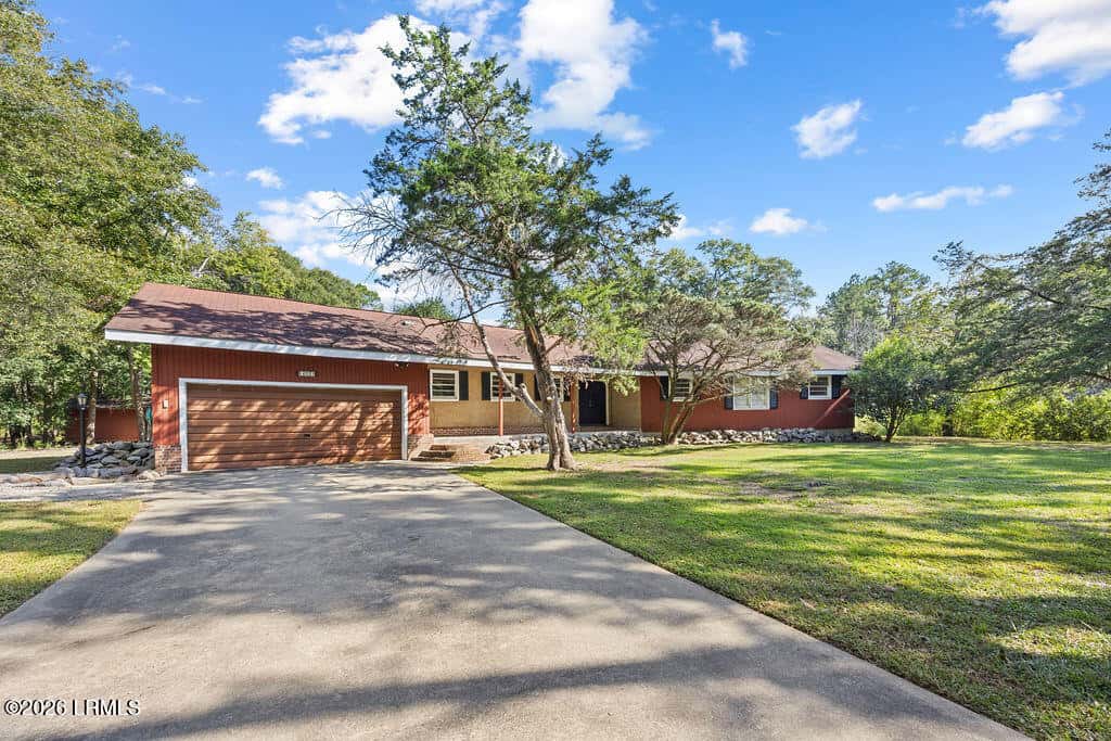 402 Mcdill Lane, Hampton, SC 29924 — photo 1 of 35