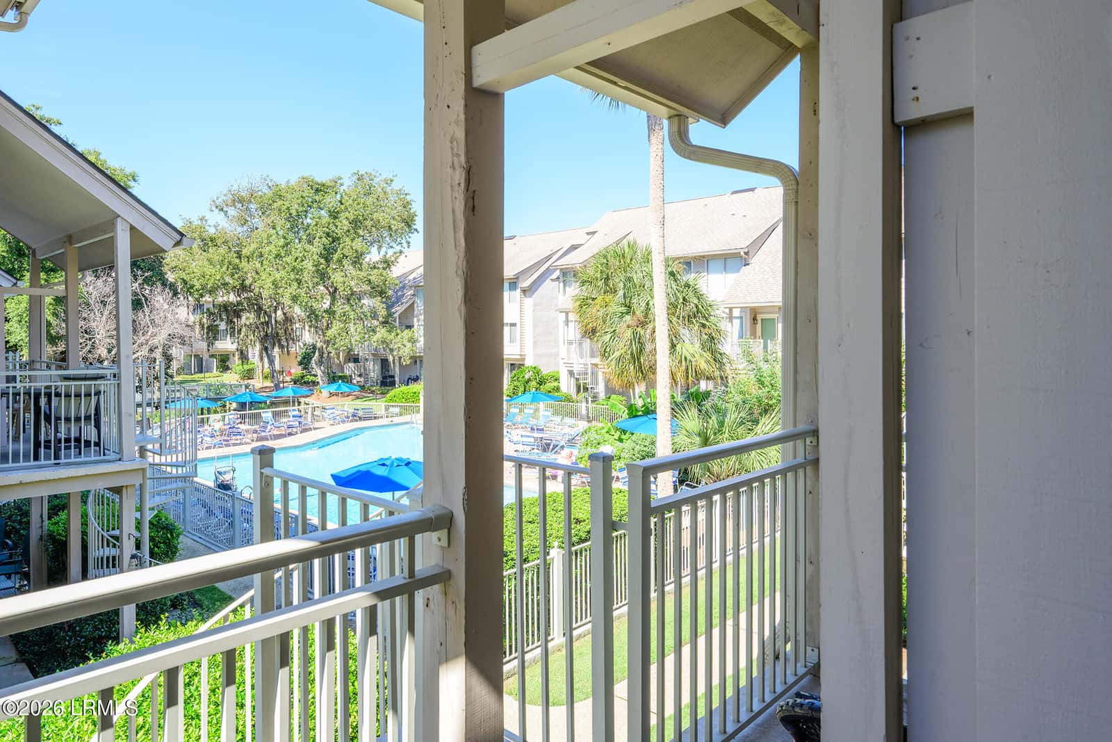15 Deallyon Avenue 113, Hilton Head Island, SC 29928 — photo 7 of 32