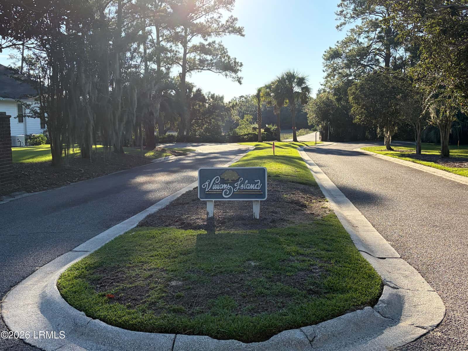 4 Governor Blake Drive, Beaufort, SC 29907 — photo 1 of 12