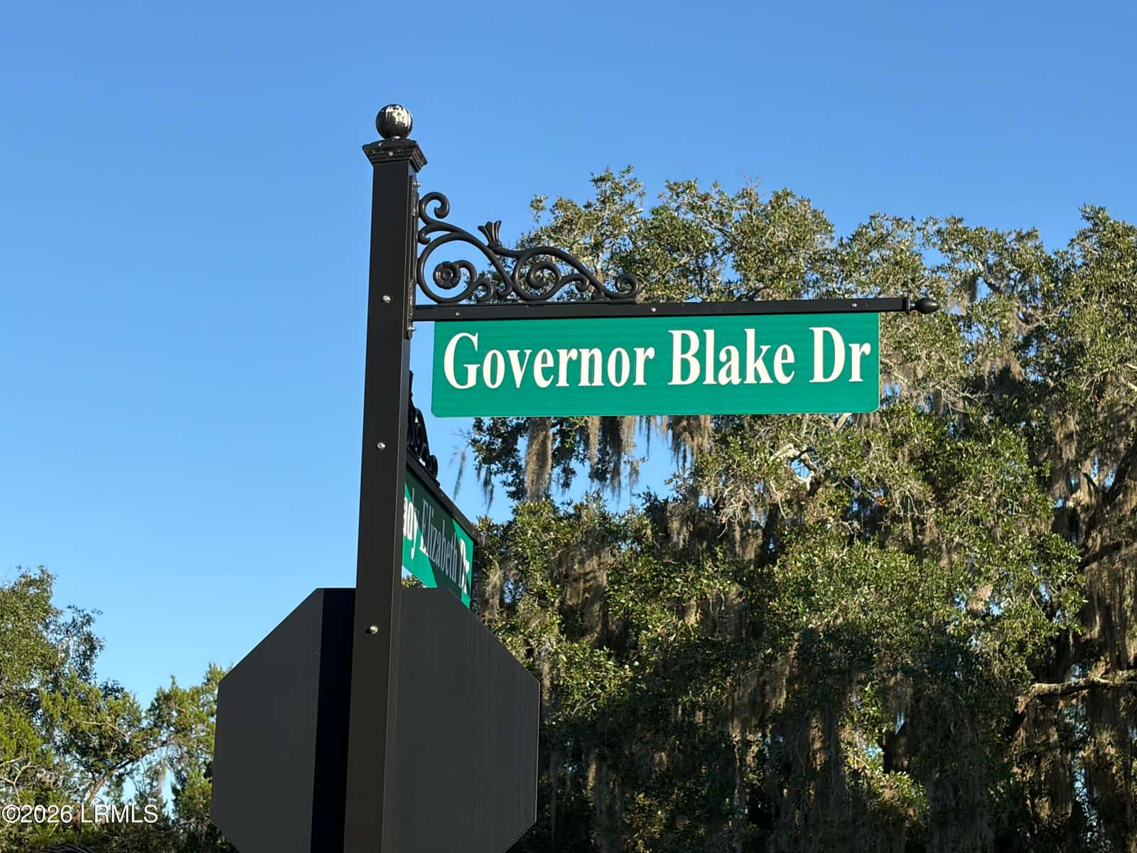 4 Governor Blake Drive, Beaufort, SC 29907 — photo 3 of 12