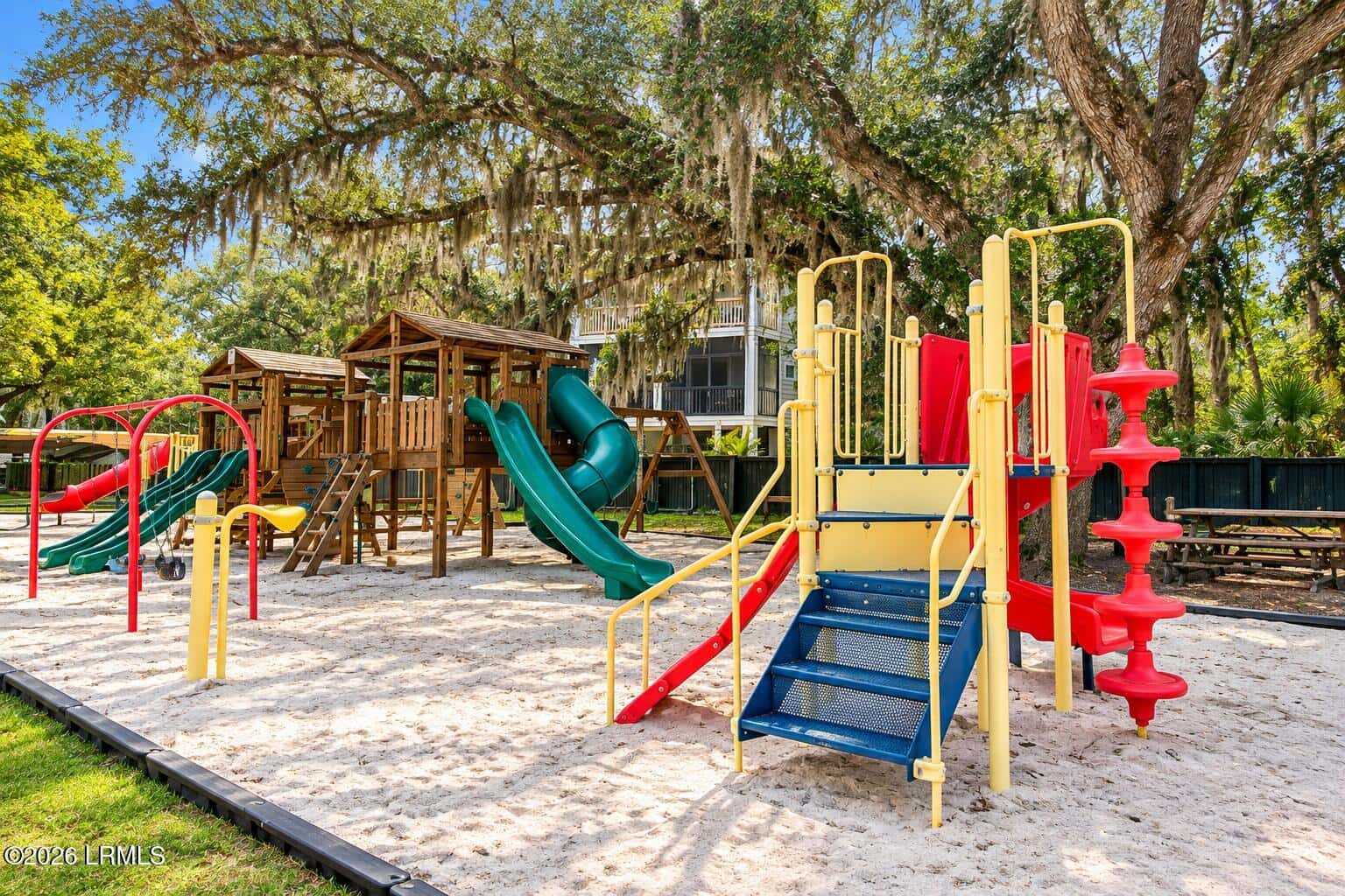 40 Folly Field Road 205b, Hilton Head Island, SC 29928 — photo 31 of 38