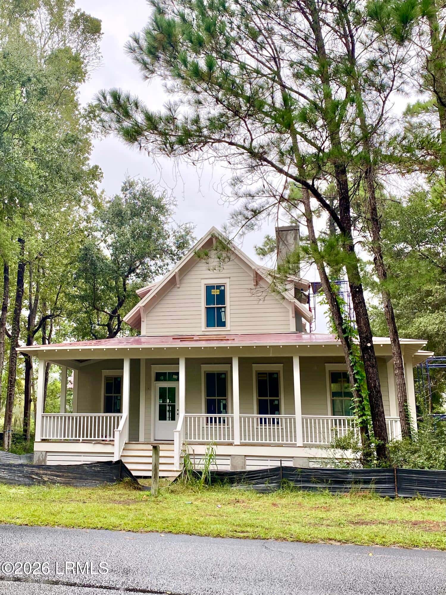 695 Distant Island Drive, Beaufort, SC 29907 — photo 15 of 43